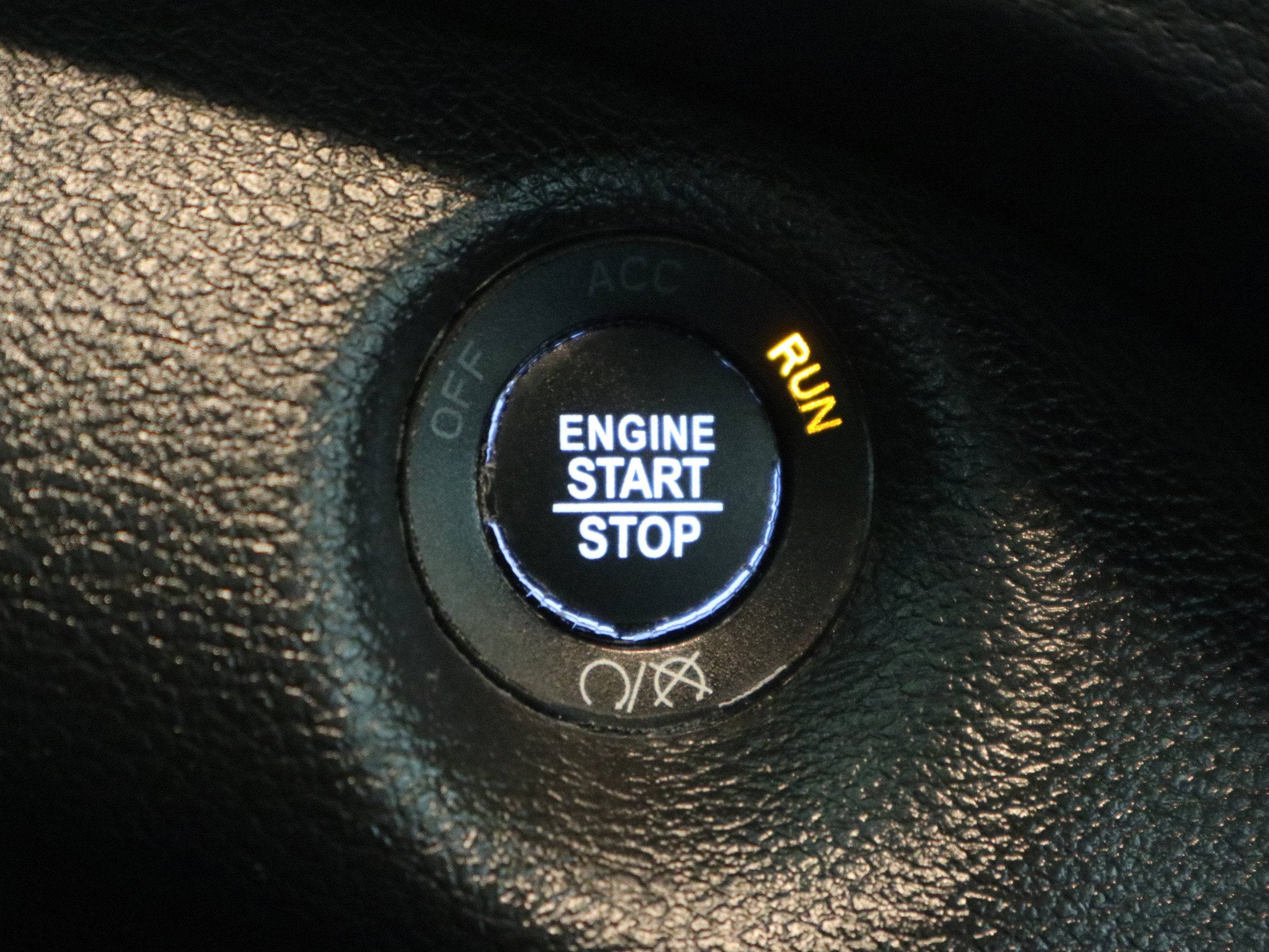 2023 Jeep Cherokee Altitude Lux 4x4