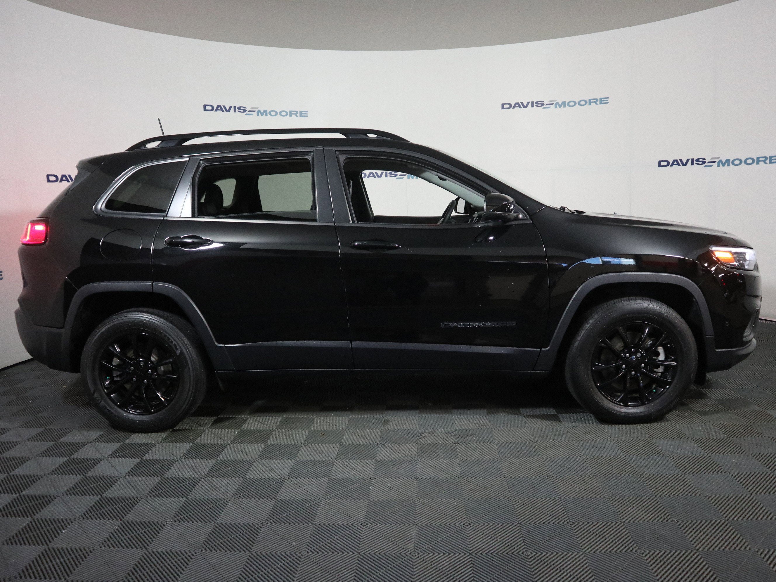 2023 Jeep Cherokee Altitude Lux 4x4