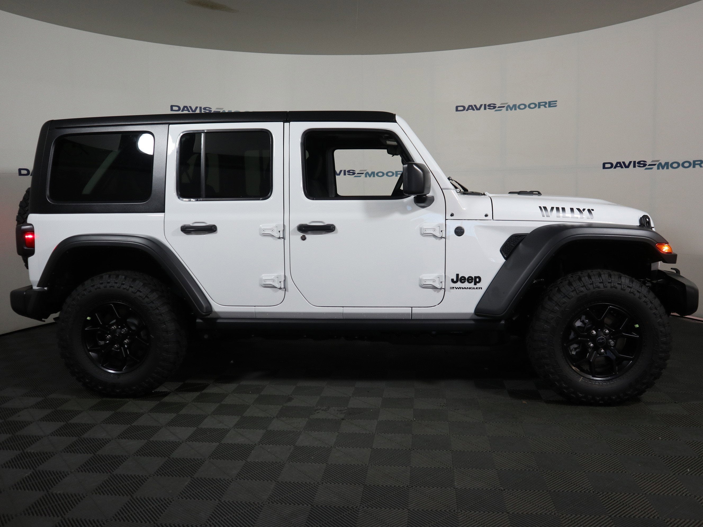 2026 Jeep Wrangler Willys 4x4
