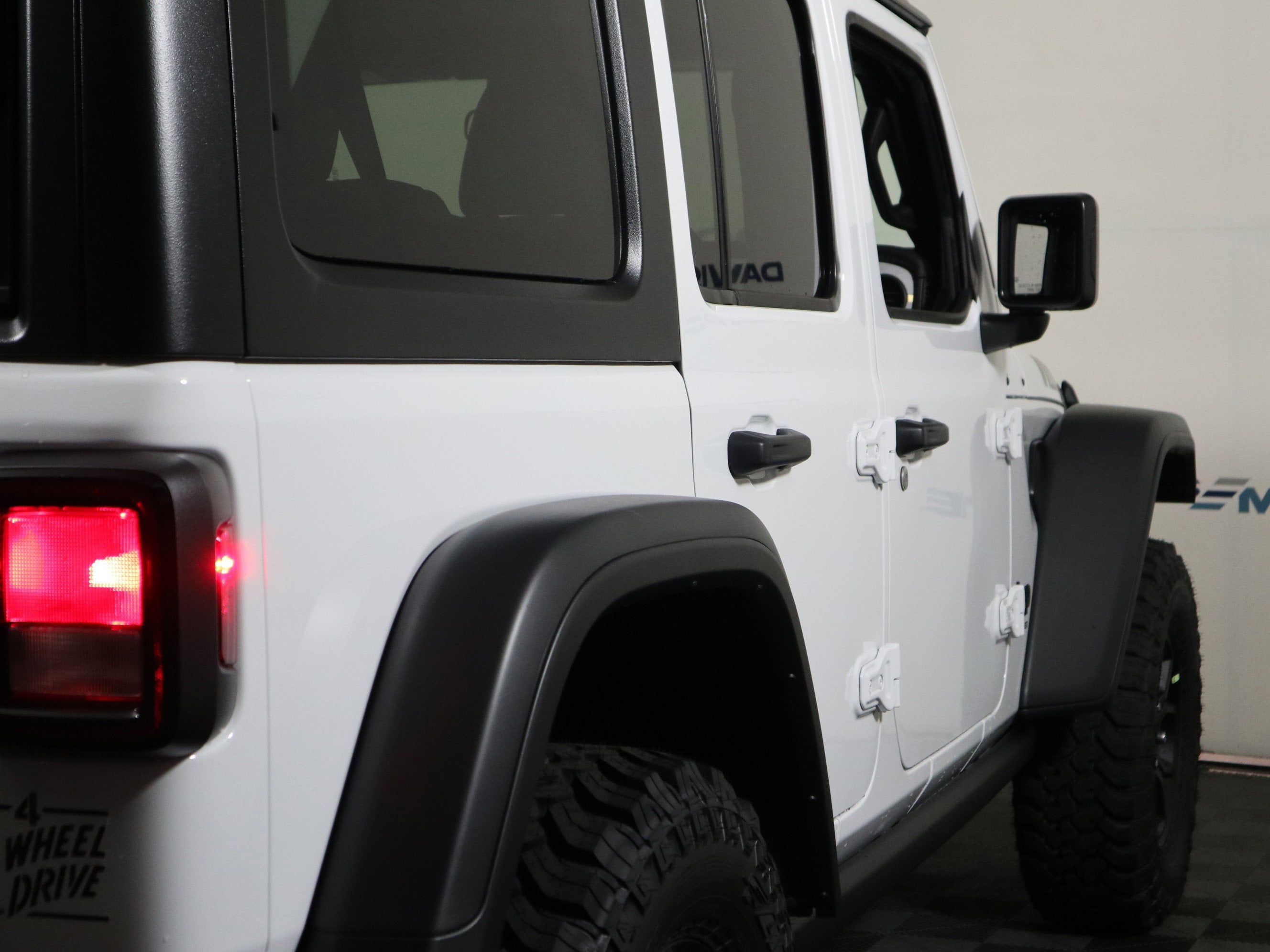 2026 Jeep Wrangler Willys 4x4