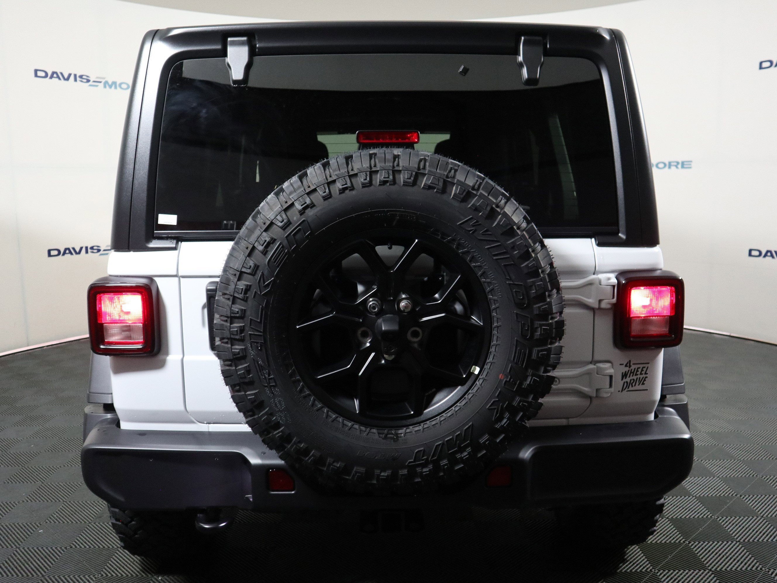 2026 Jeep Wrangler Willys 4x4