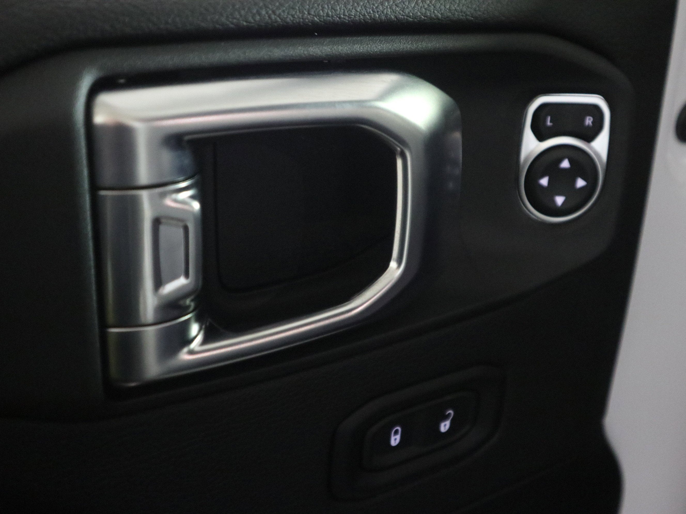 2026 Jeep Wrangler Sahara 4x4