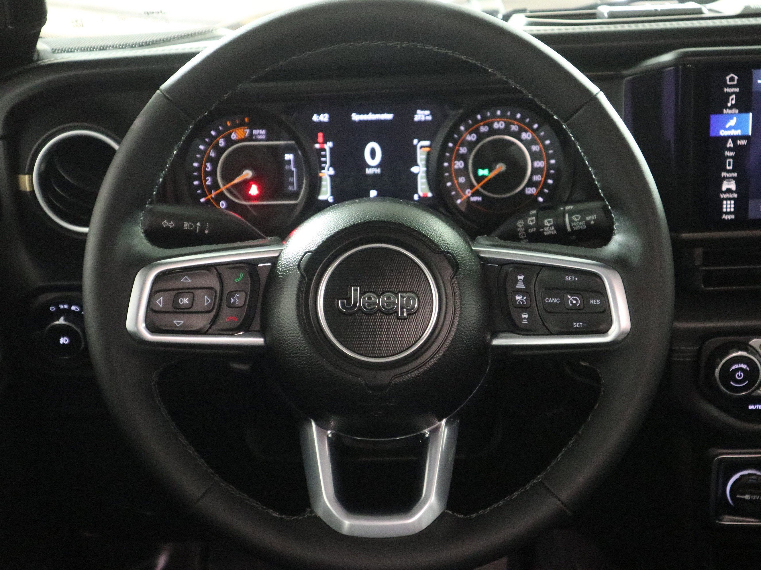 2025 Jeep Wrangler Sahara 4x4