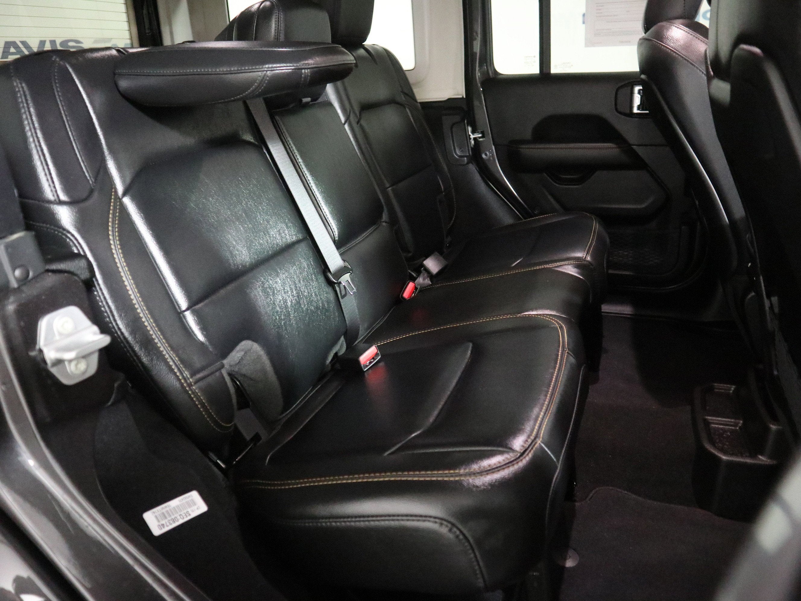 2025 Jeep Wrangler Sahara 4x4