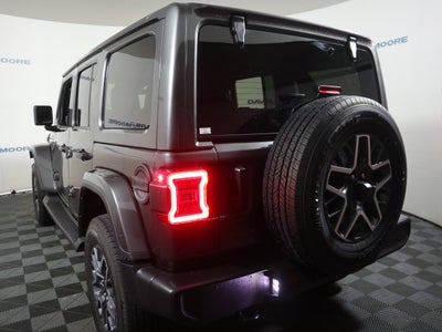 2025 Jeep Wrangler Sahara 4x4