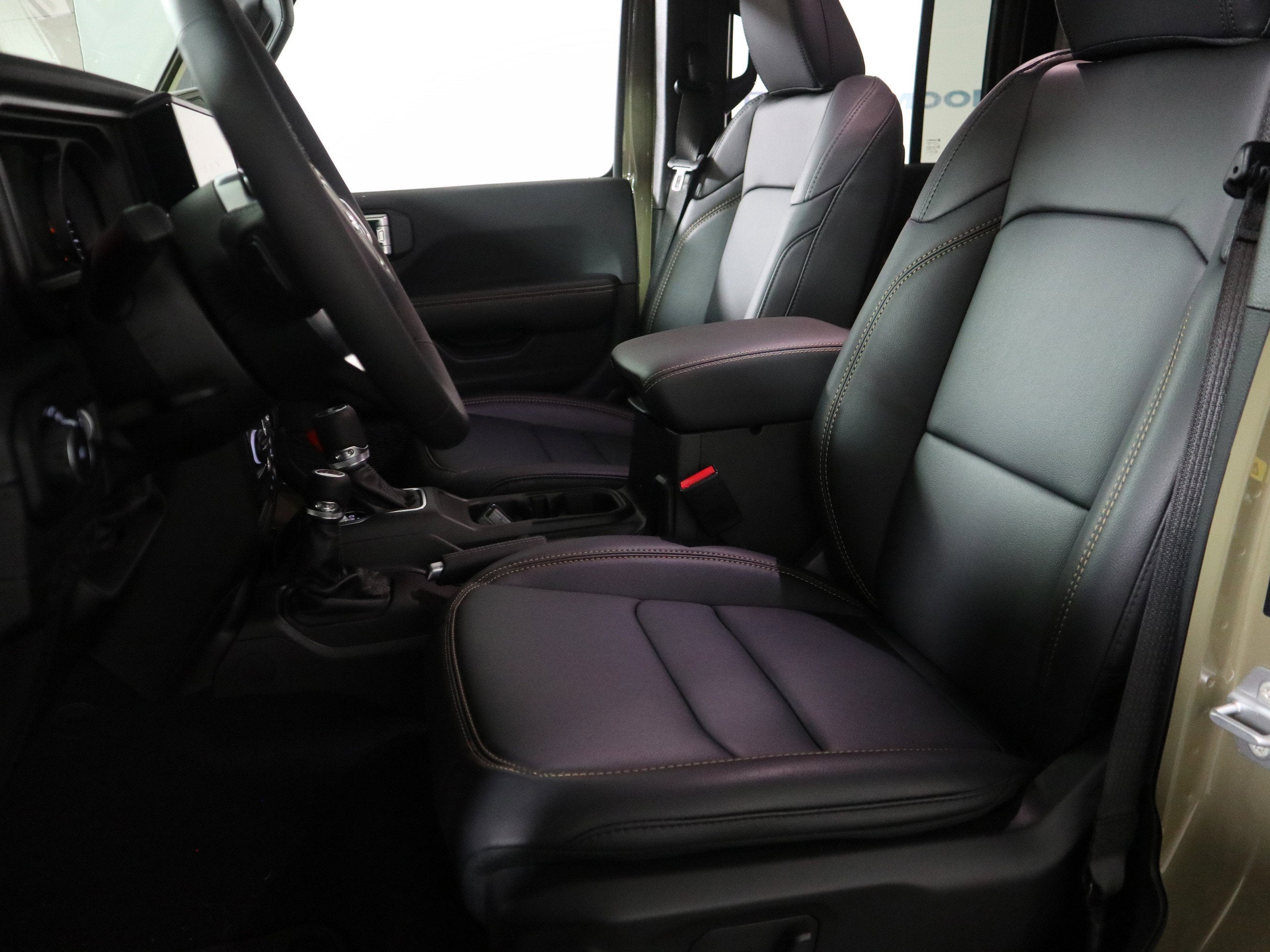 2026 Jeep Wrangler Sahara 4x4