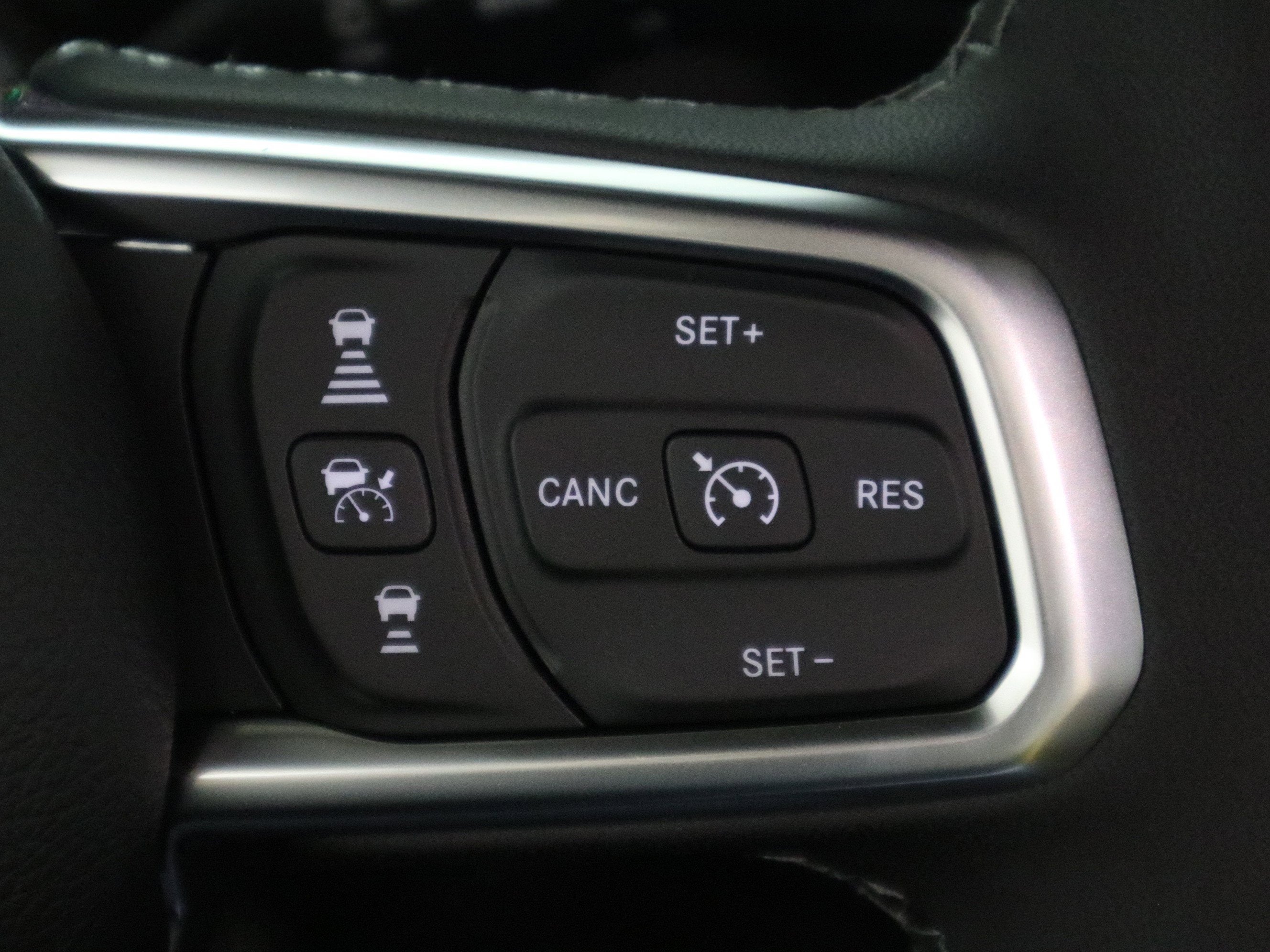 2026 Jeep Wrangler Sahara 4x4