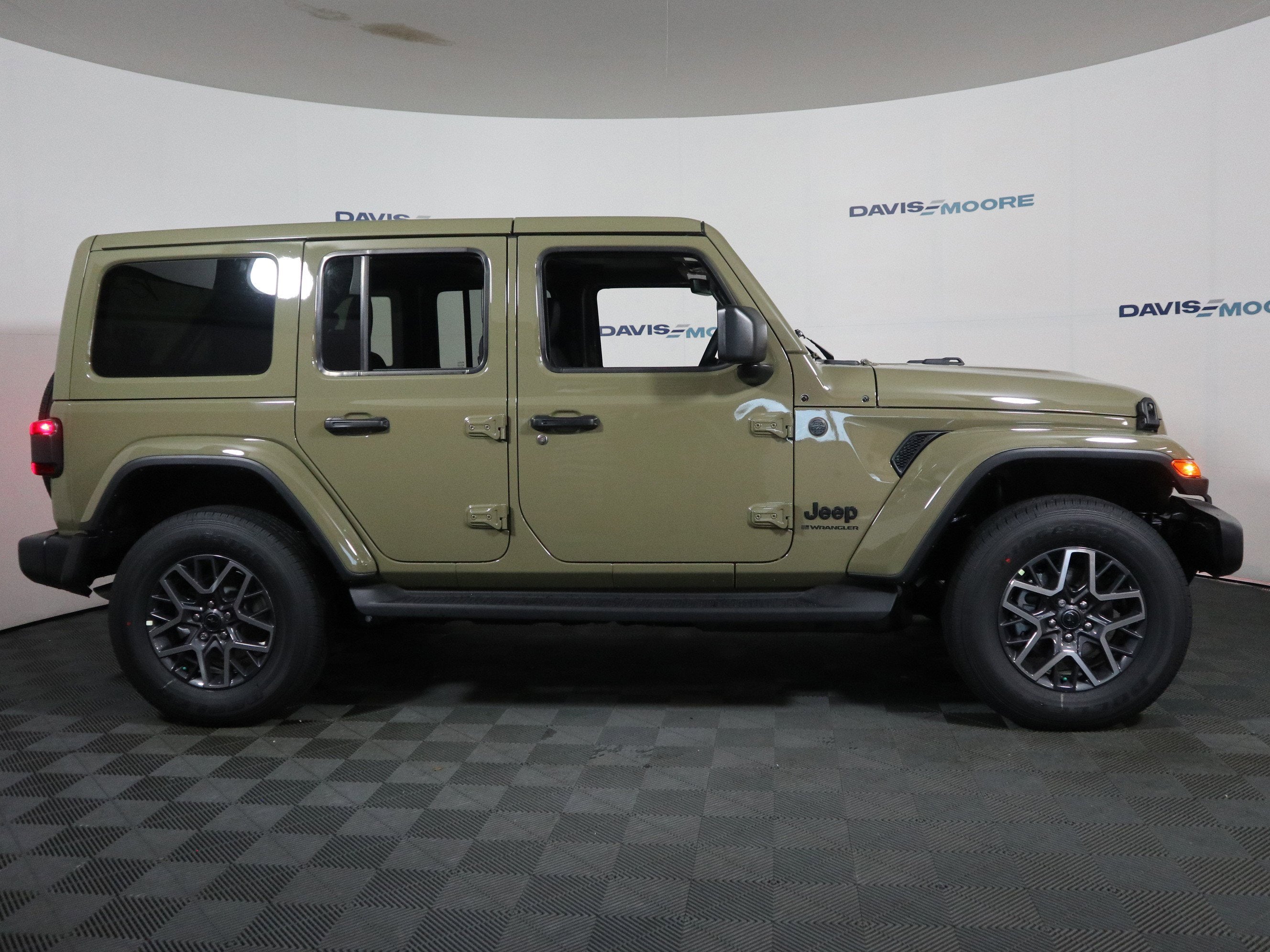 2026 Jeep Wrangler Sahara 4x4