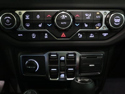 2026 Jeep Wrangler Sahara 4x4