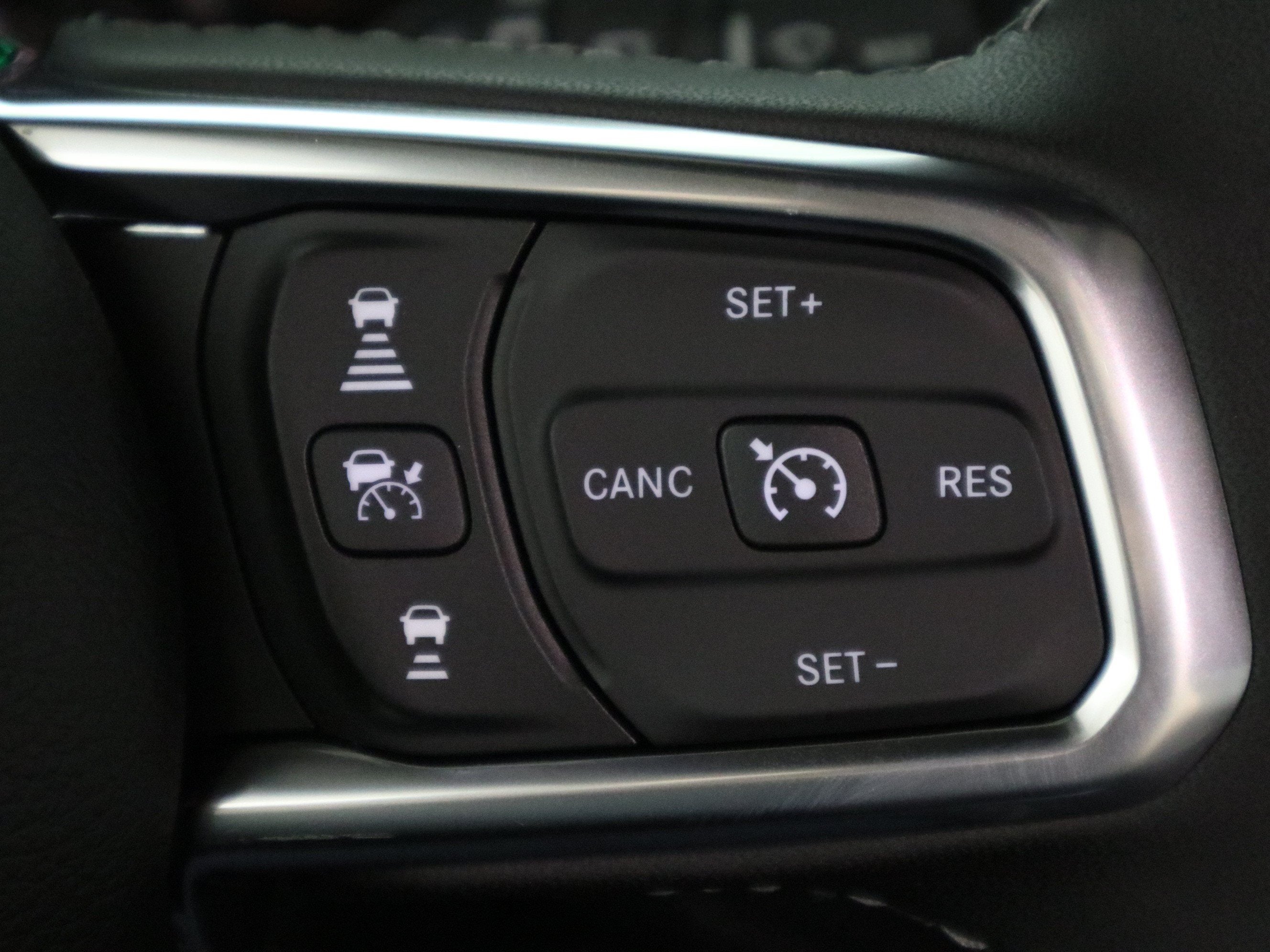 2026 Jeep Wrangler Sahara 4x4