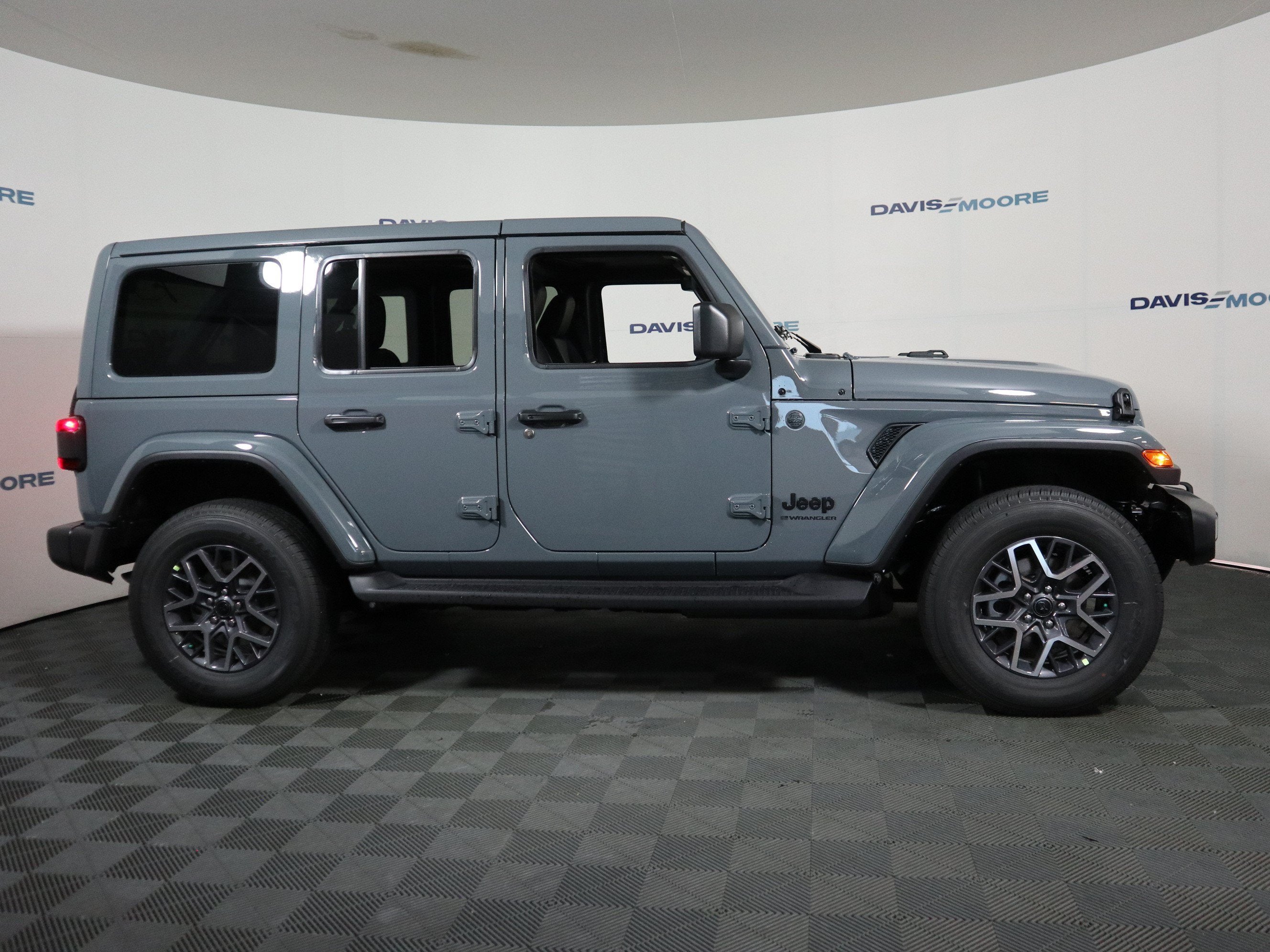 2026 Jeep Wrangler Sahara 4x4