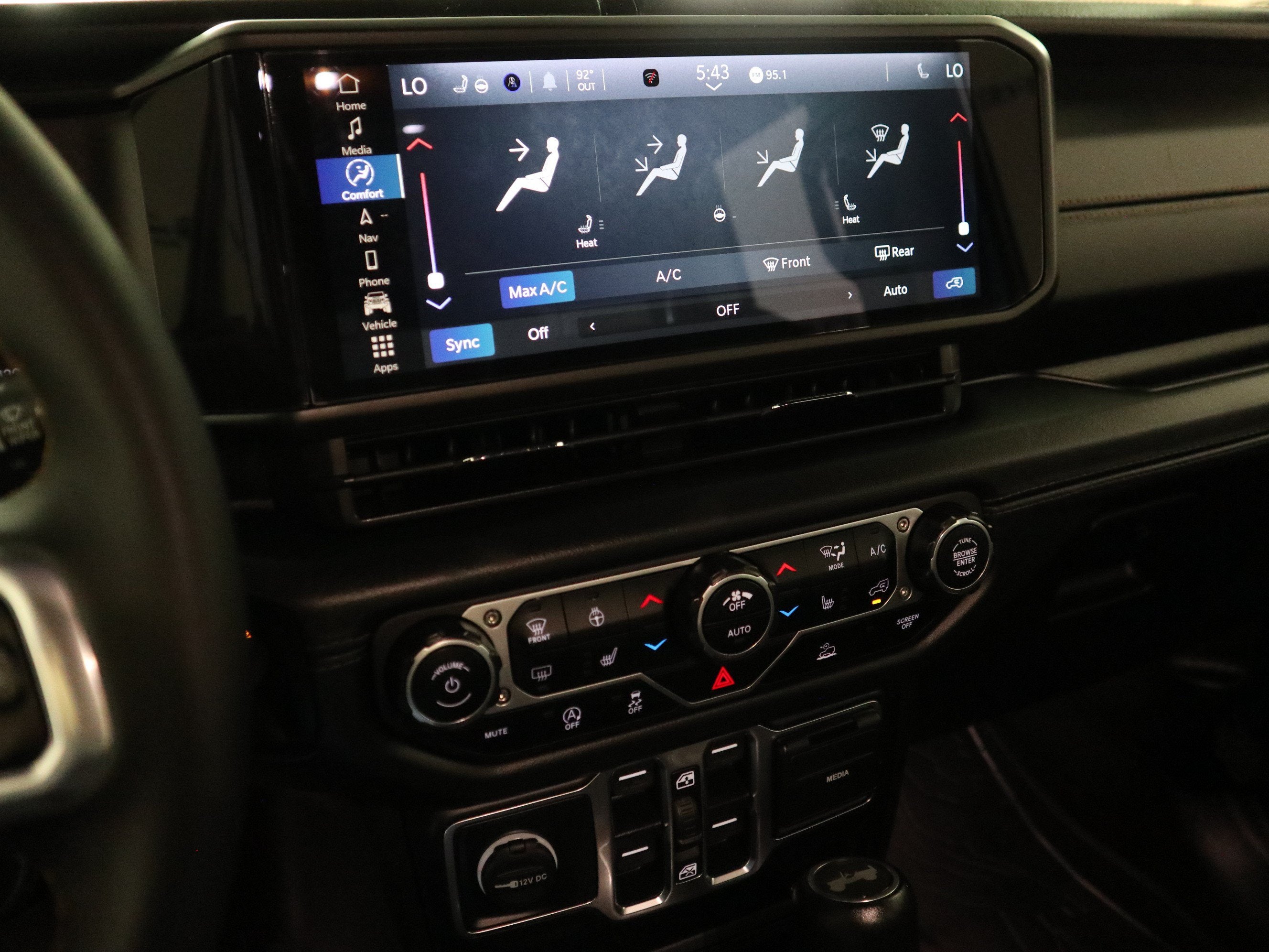2024 Jeep Wrangler Sahara 4x4