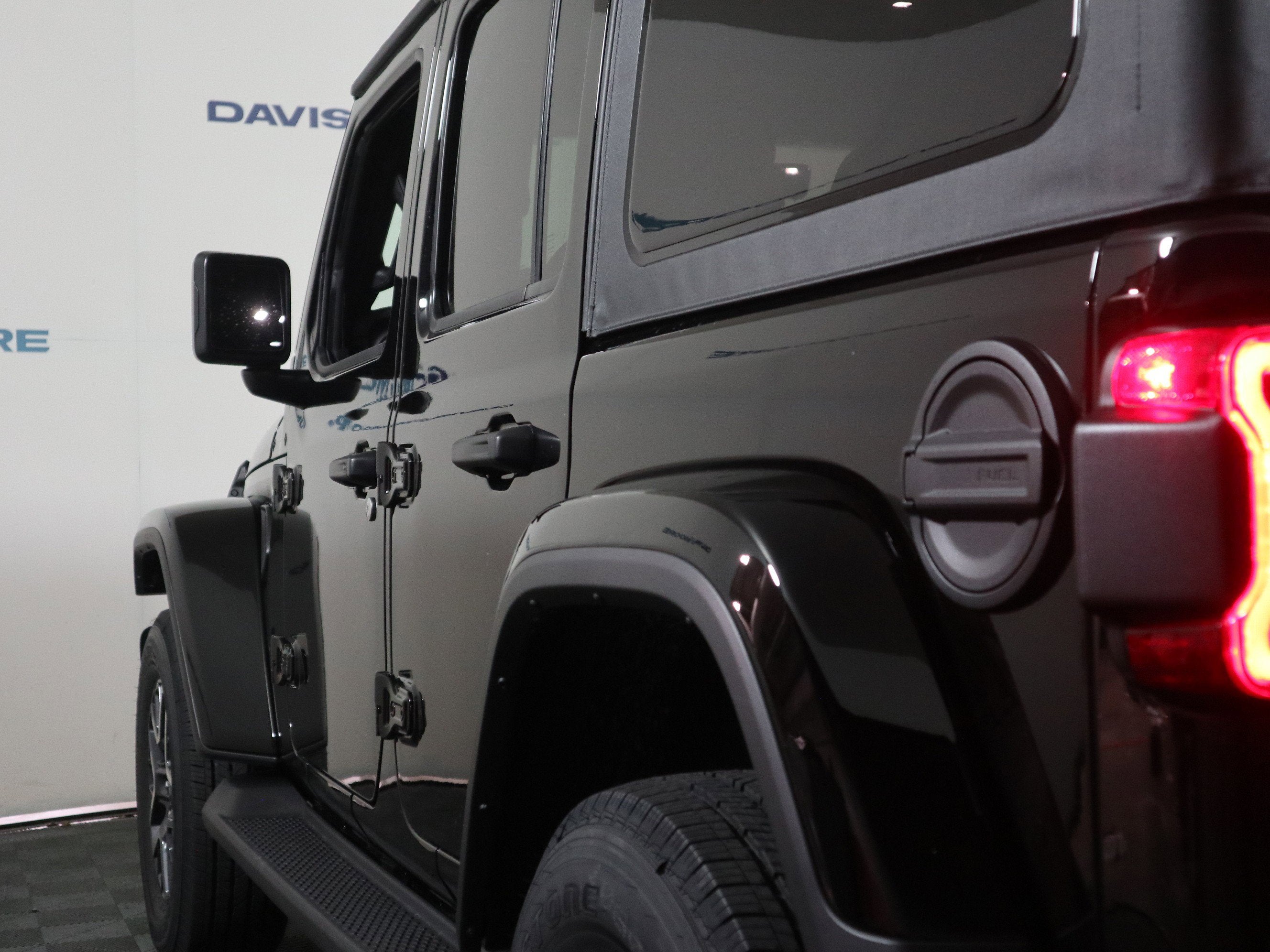 2026 Jeep Wrangler Sahara 4x4