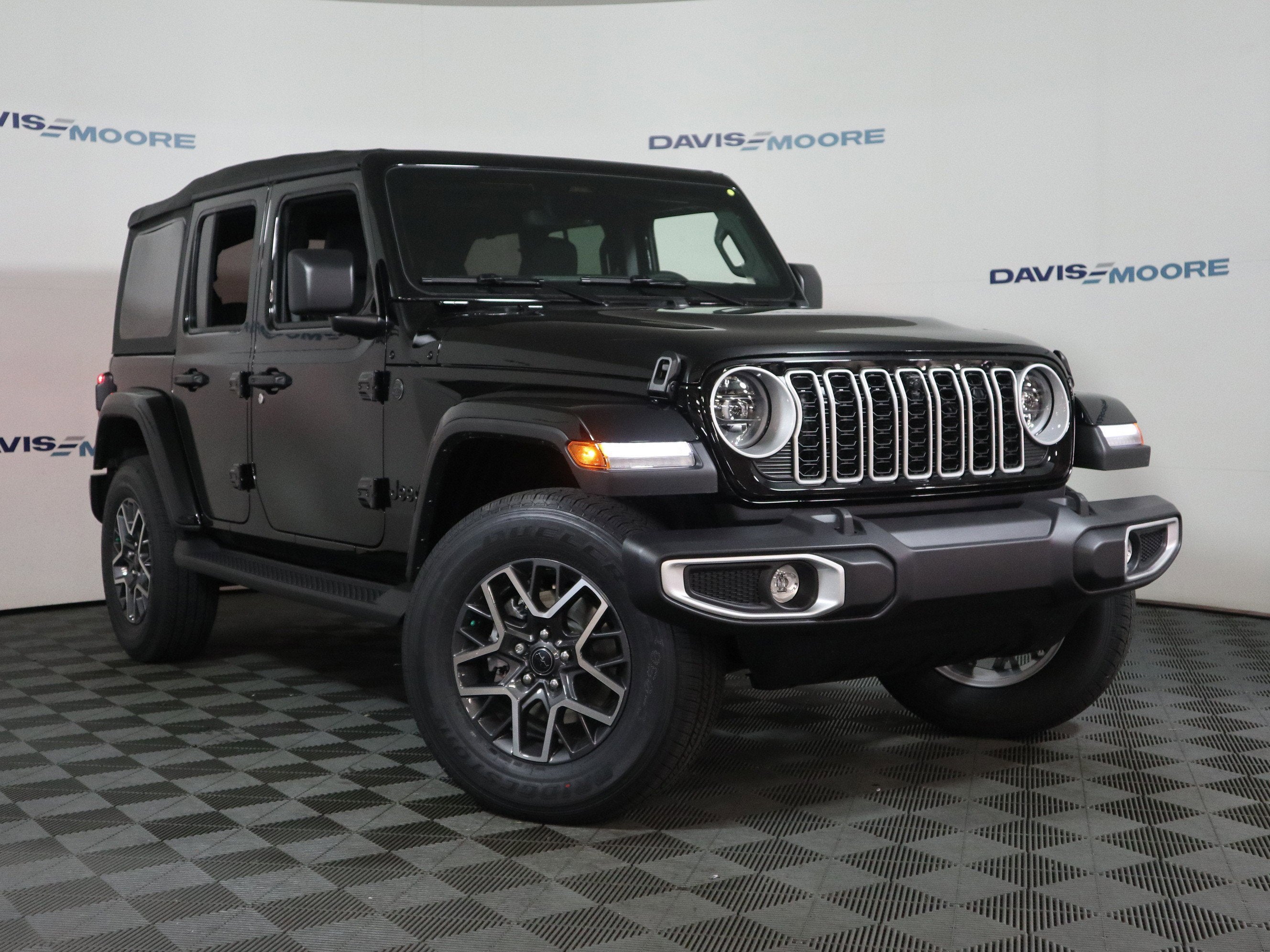 2026 Jeep Wrangler Sahara 4x4
