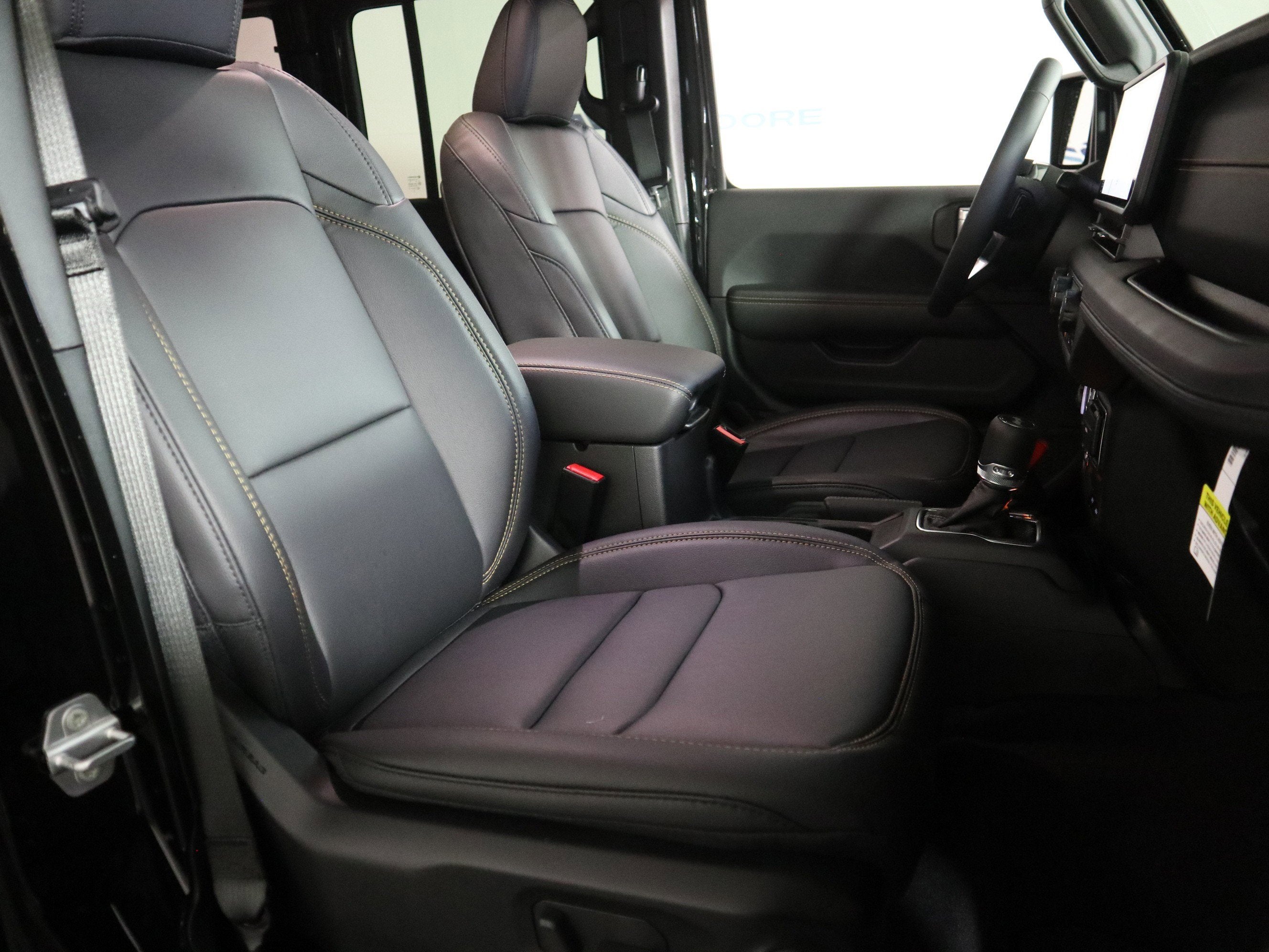 2026 Jeep Wrangler Sahara 4x4