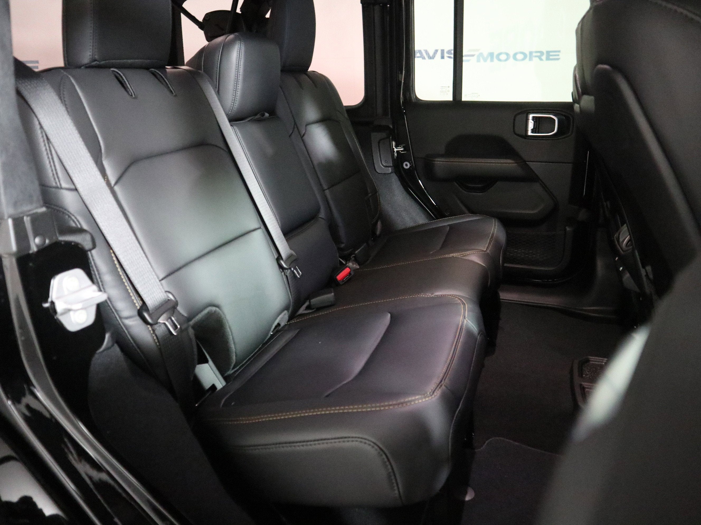 2026 Jeep Wrangler Sahara 4x4