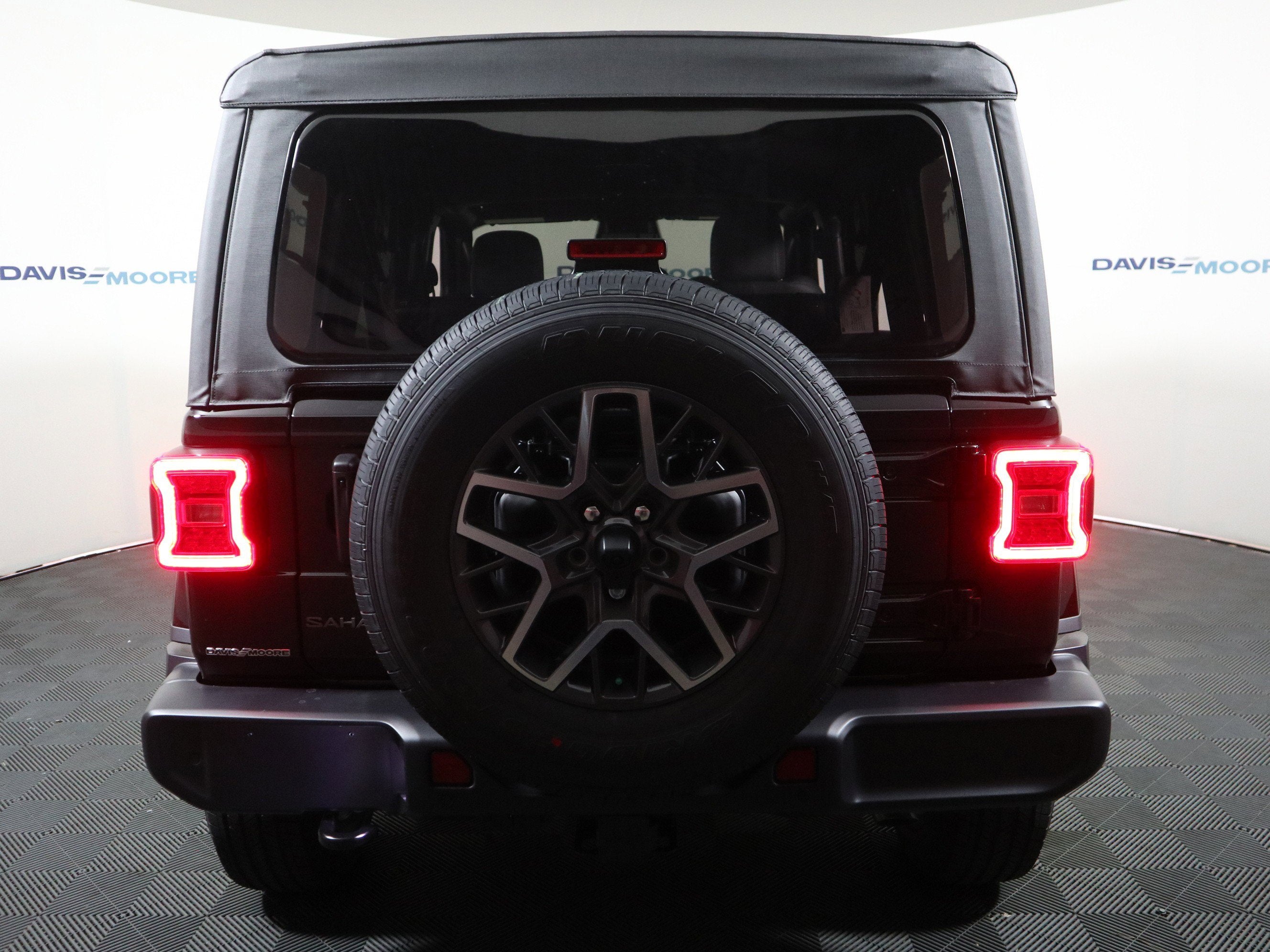 2026 Jeep Wrangler Sahara 4x4