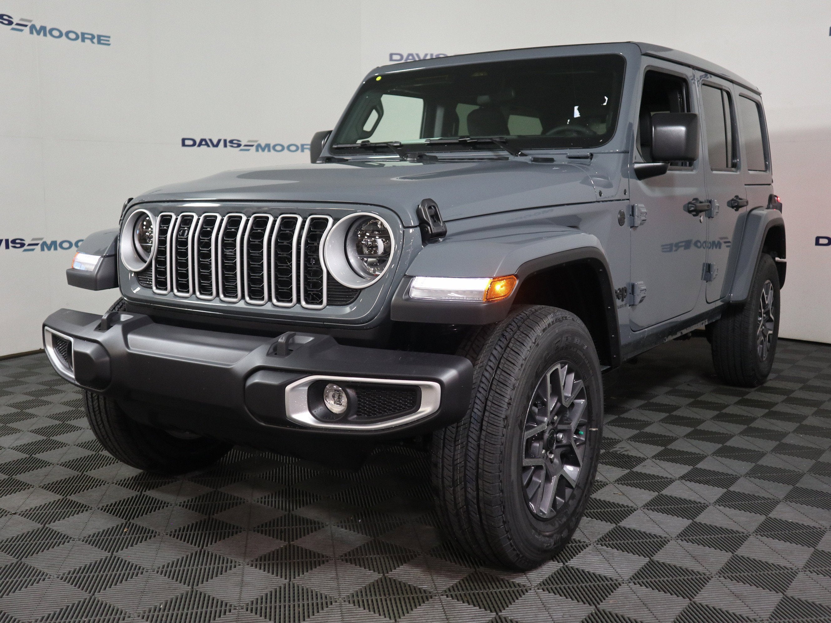 2026 Jeep Wrangler Sahara 4x4