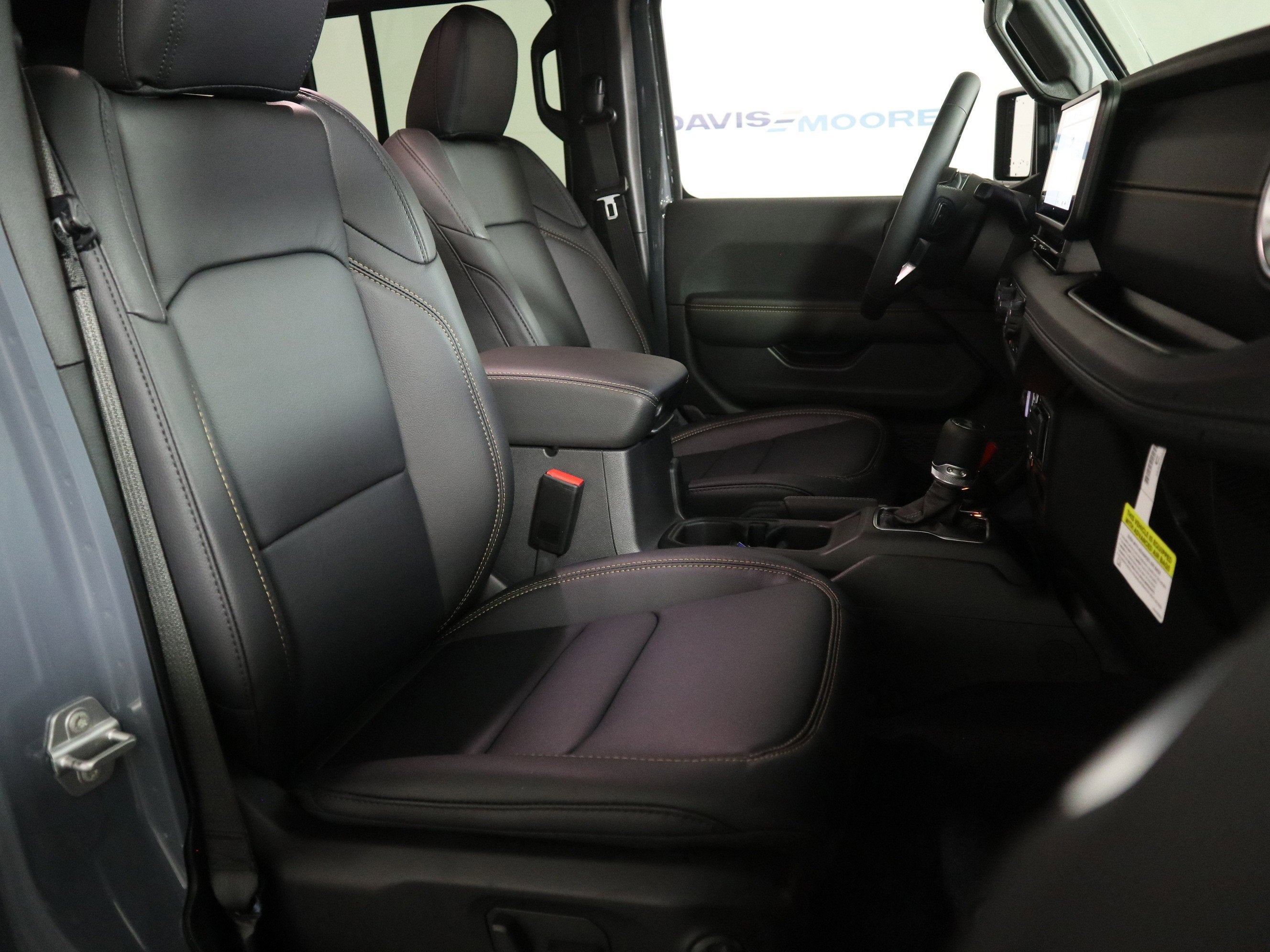 2026 Jeep Wrangler Sahara 4x4