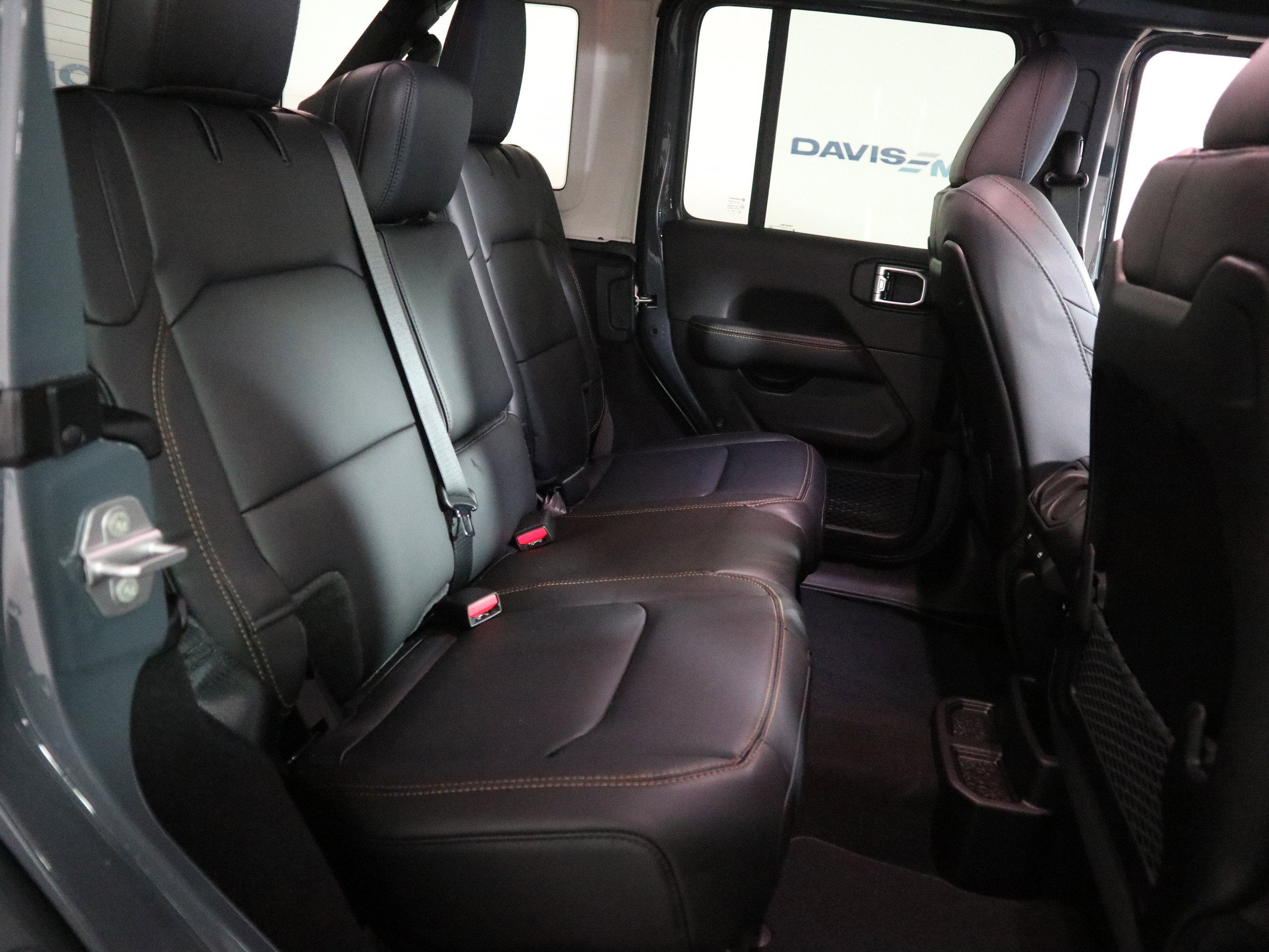 2026 Jeep Wrangler Sahara 4x4