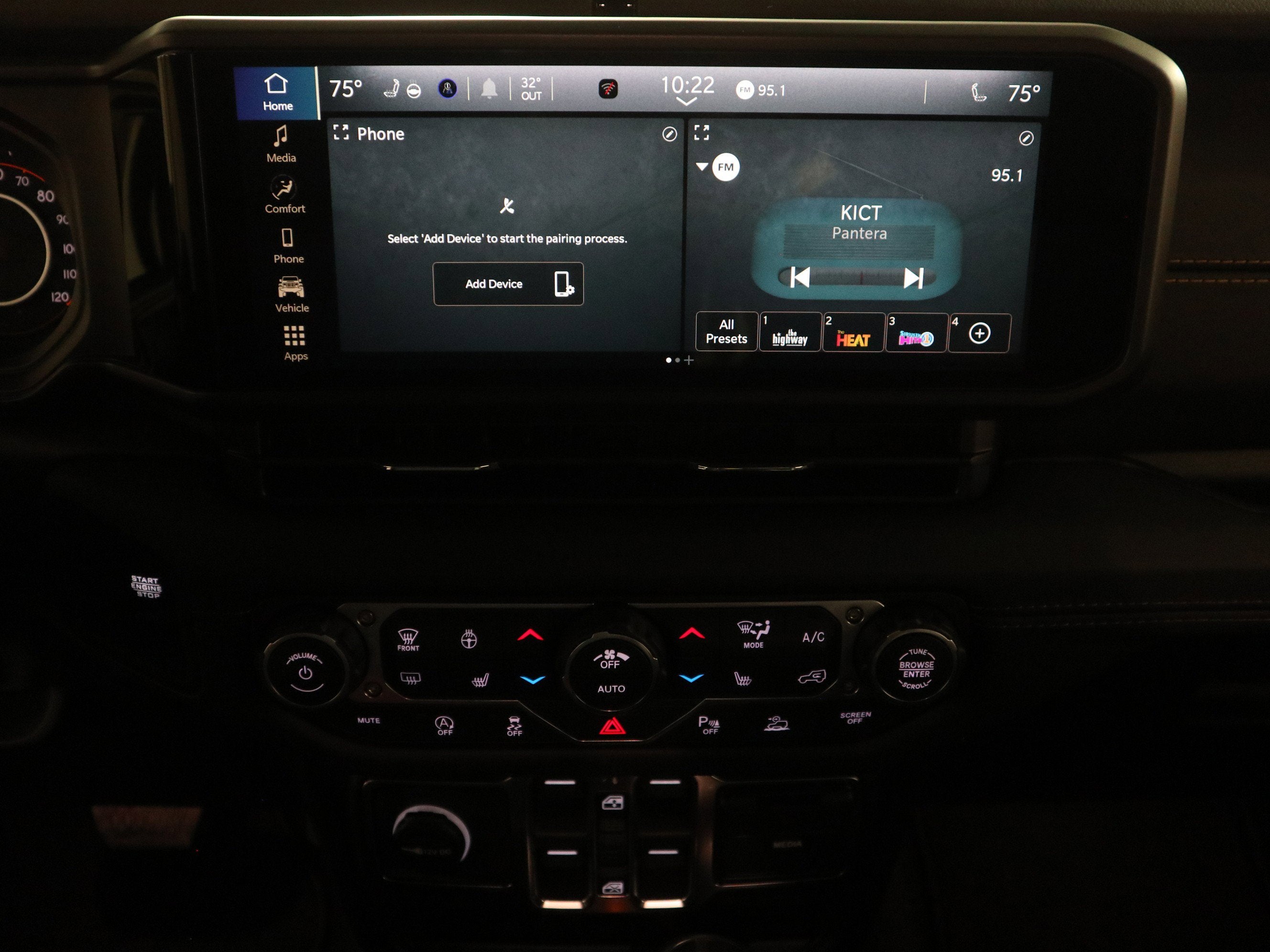 2026 Jeep Wrangler Sahara 4x4