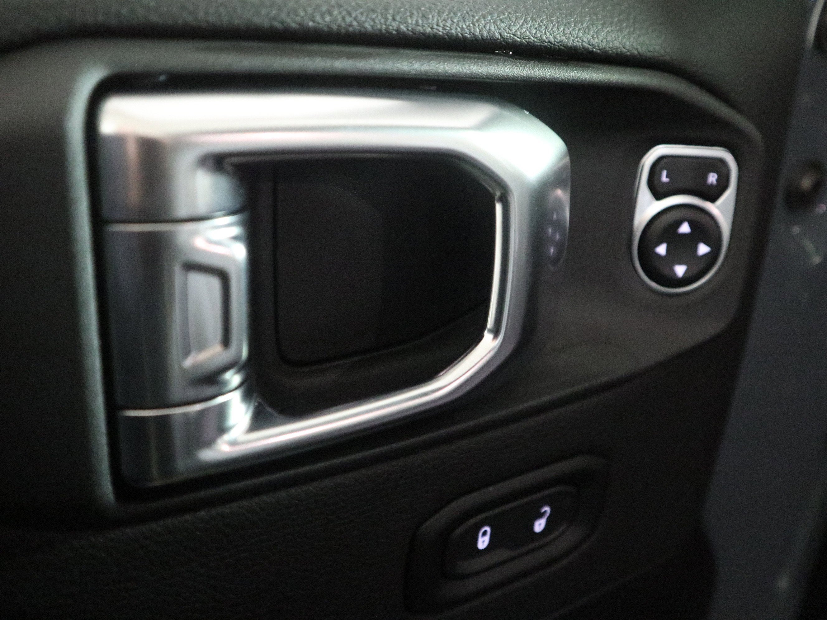 2026 Jeep Wrangler Sahara 4x4