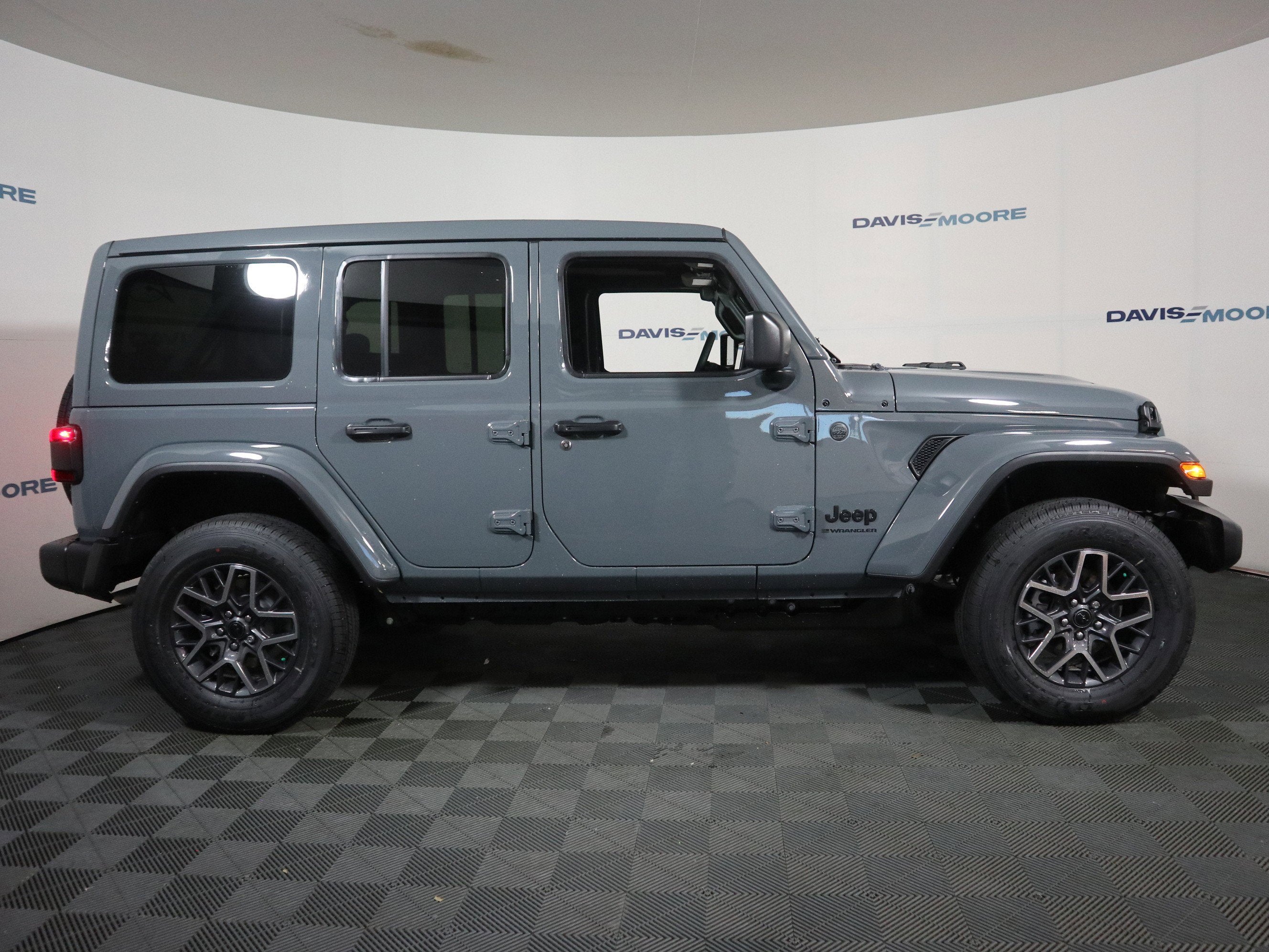 2026 Jeep Wrangler Sahara 4x4