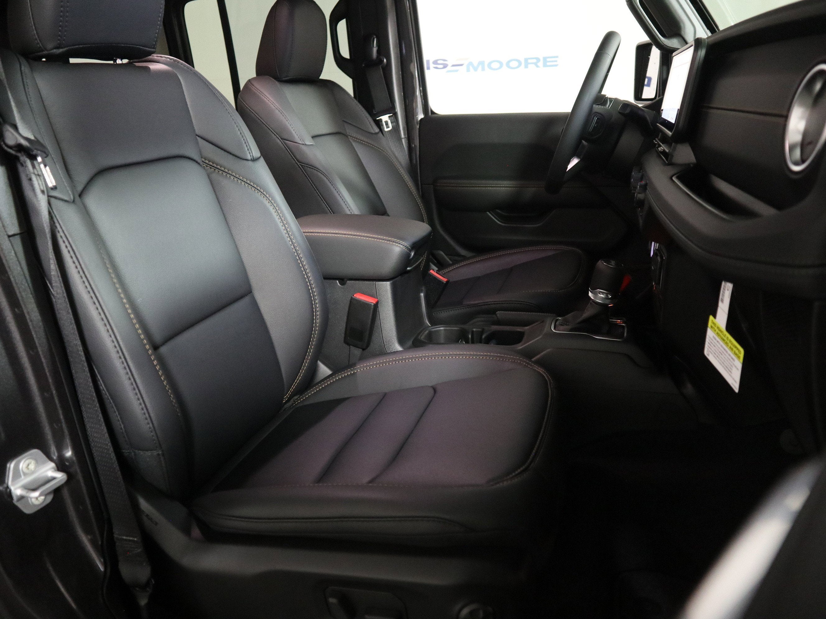 2026 Jeep Wrangler Sahara 4x4