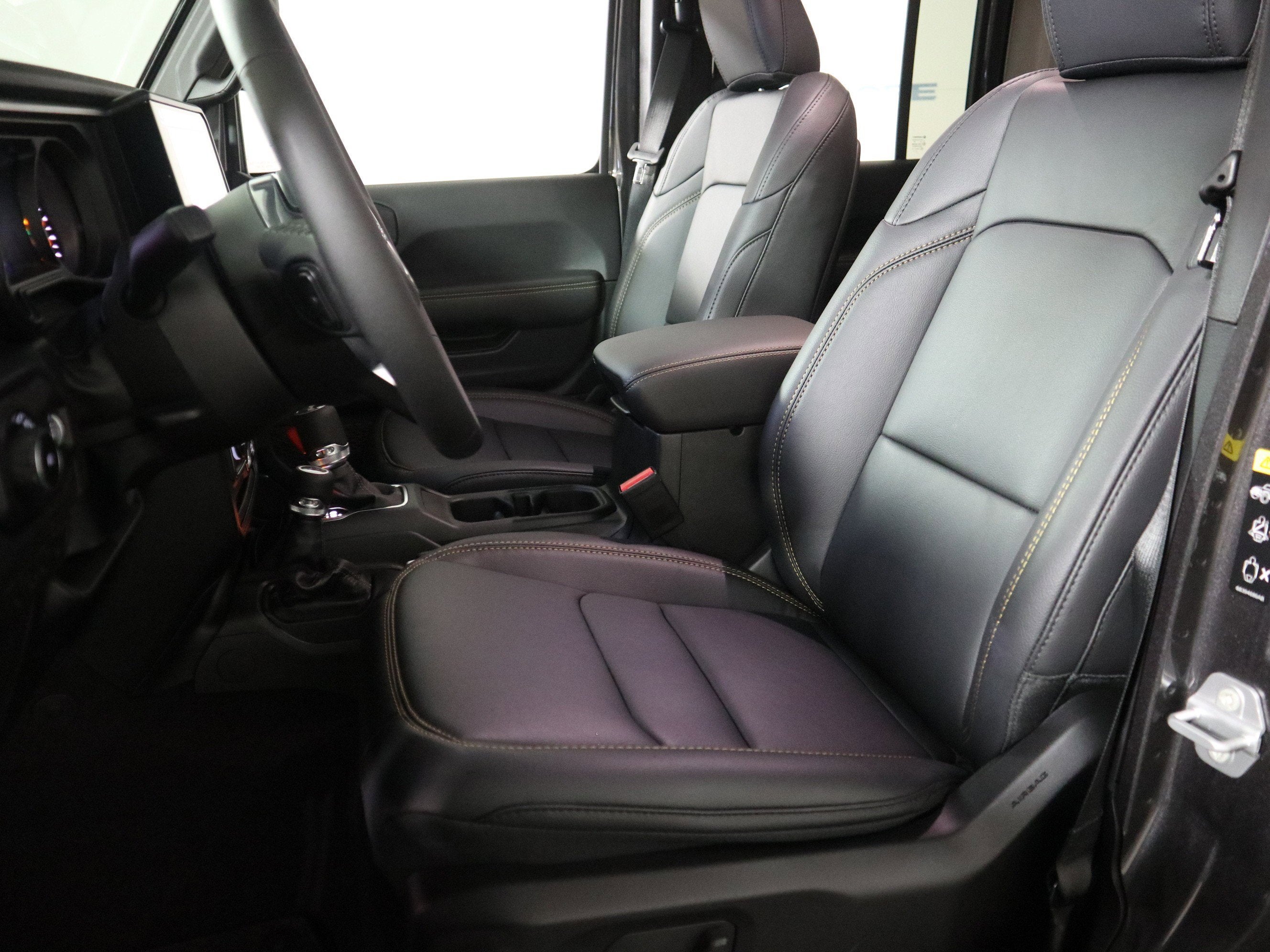 2026 Jeep Wrangler Sahara 4x4