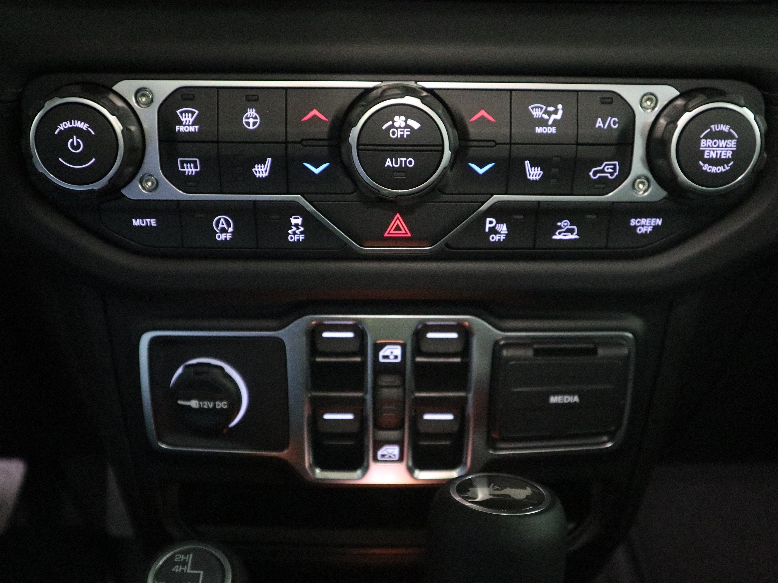 2026 Jeep Wrangler Sahara 4x4