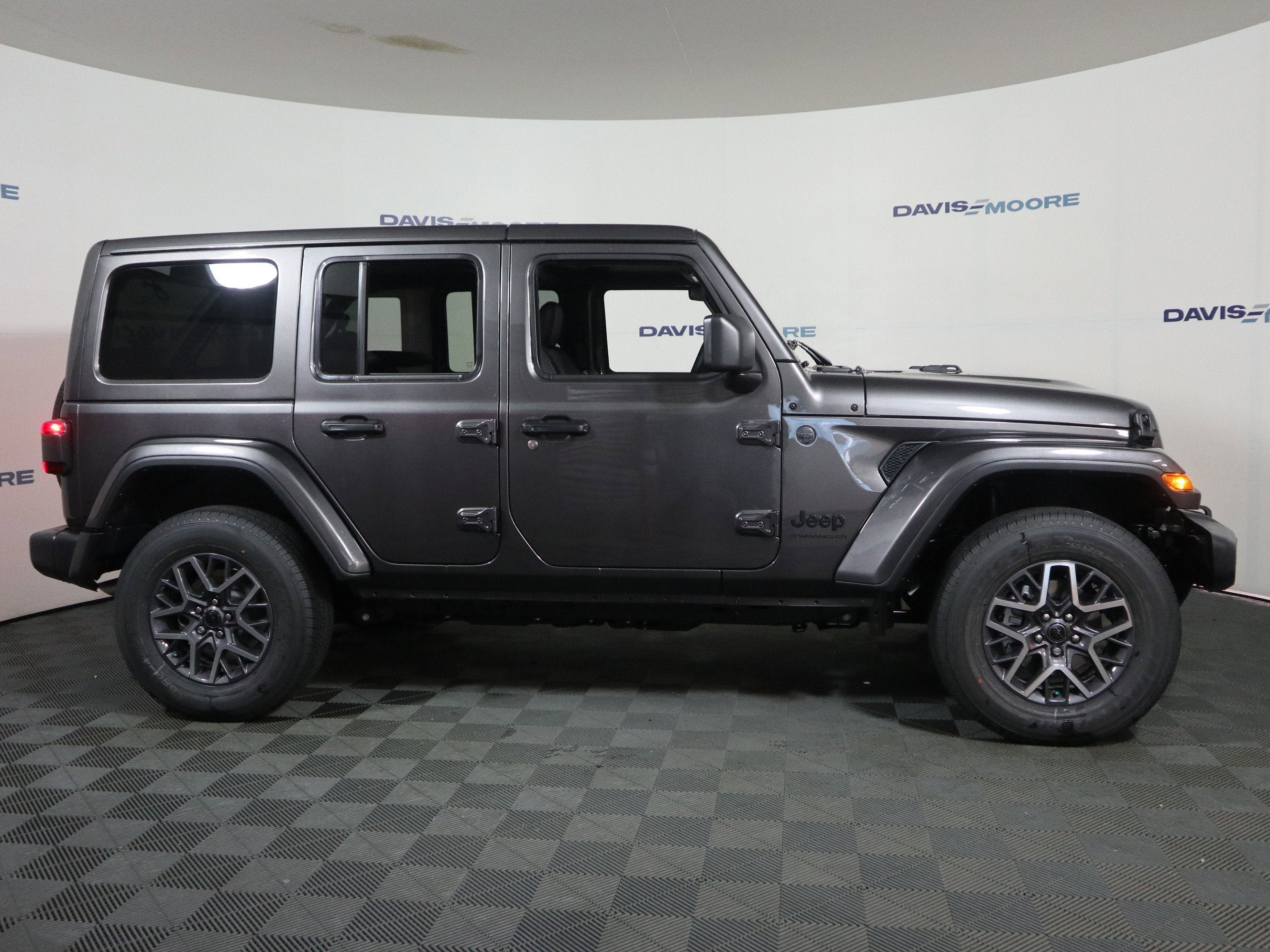 2026 Jeep Wrangler Sahara 4x4
