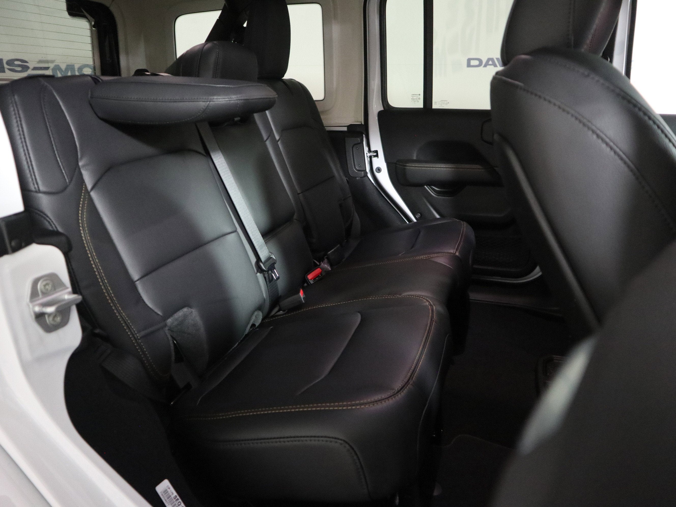 2026 Jeep Wrangler Sahara 4x4