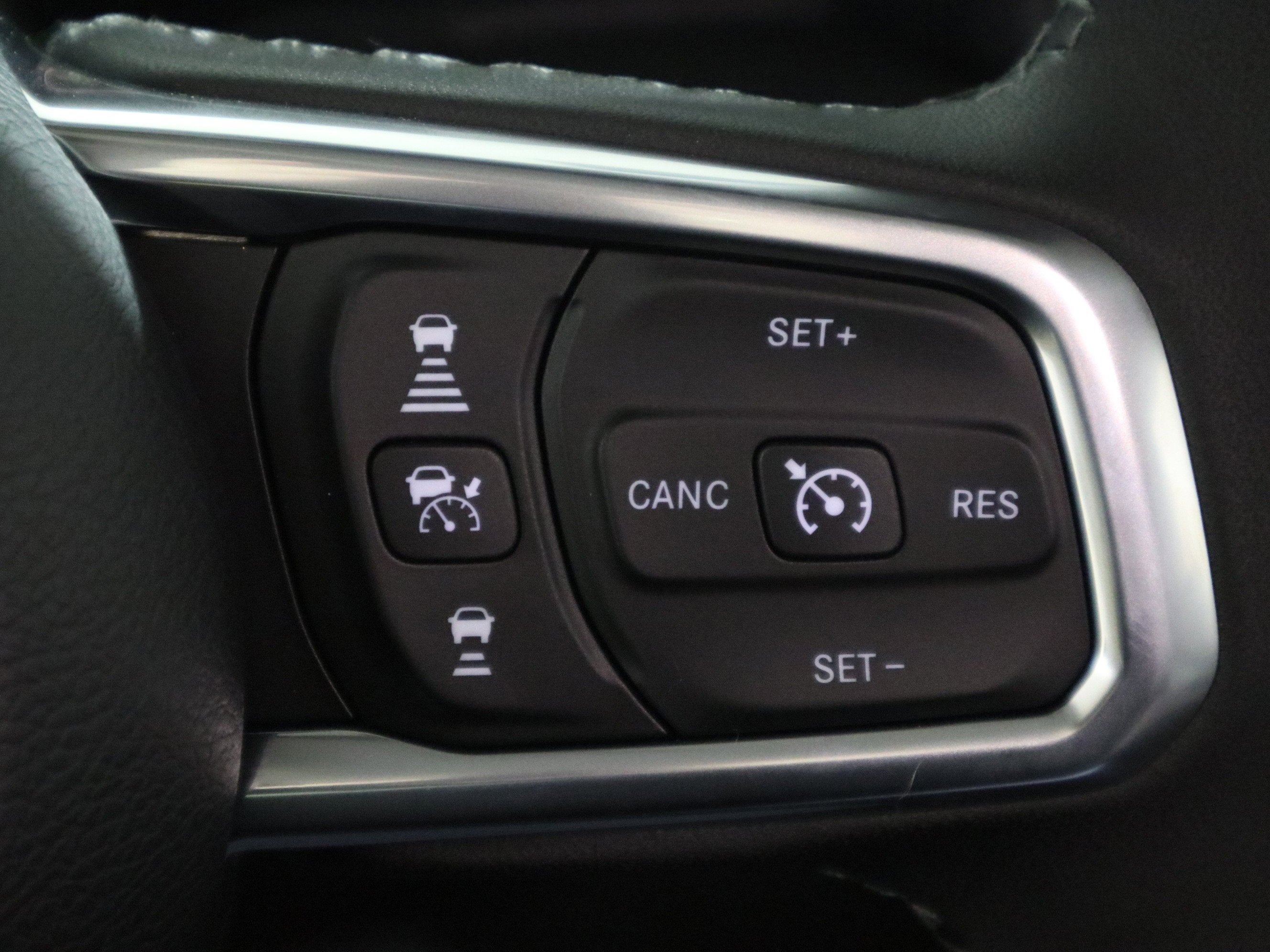 2026 Jeep Wrangler Sahara 4x4