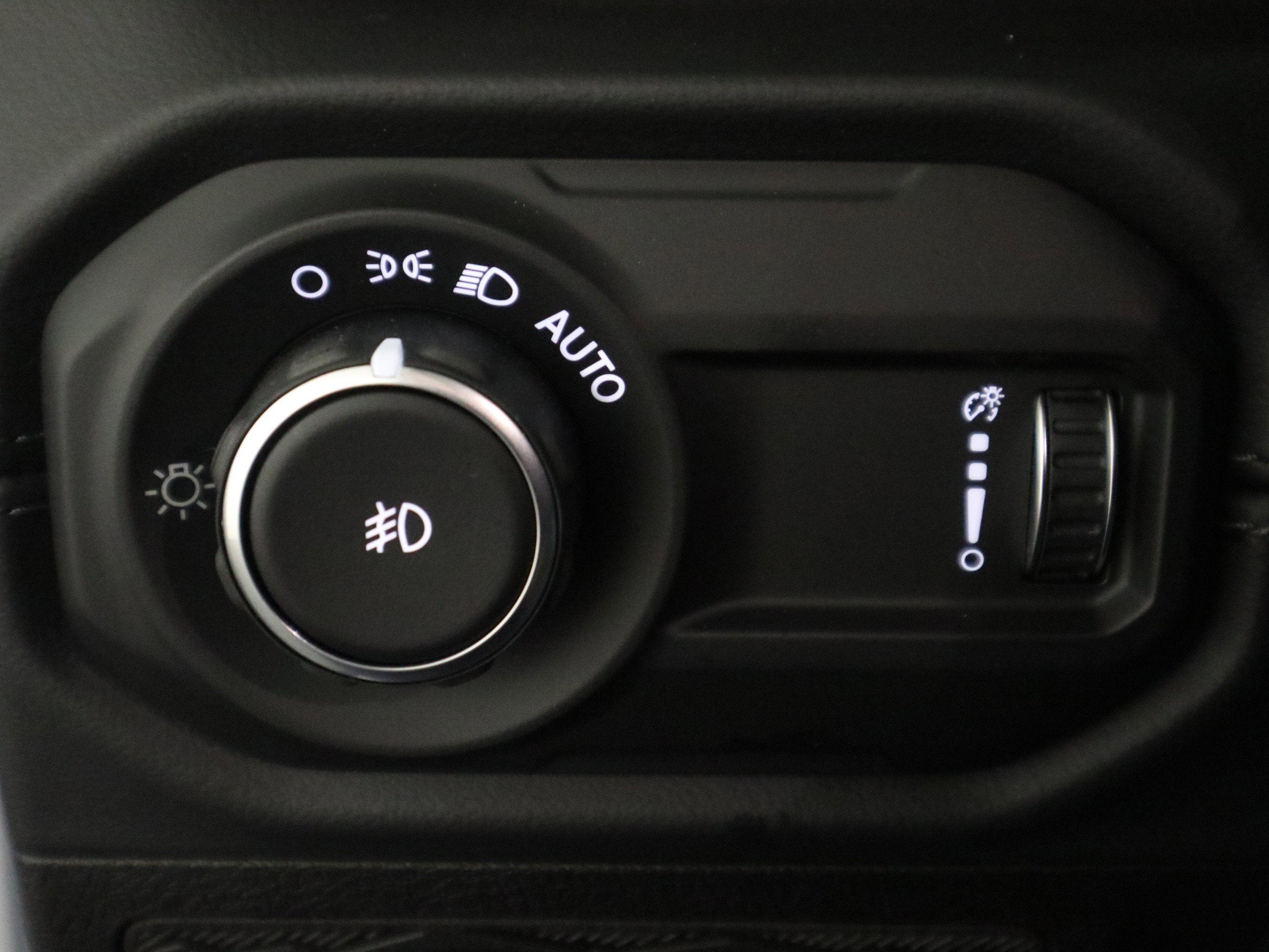 2026 Jeep Wrangler Sahara 4x4