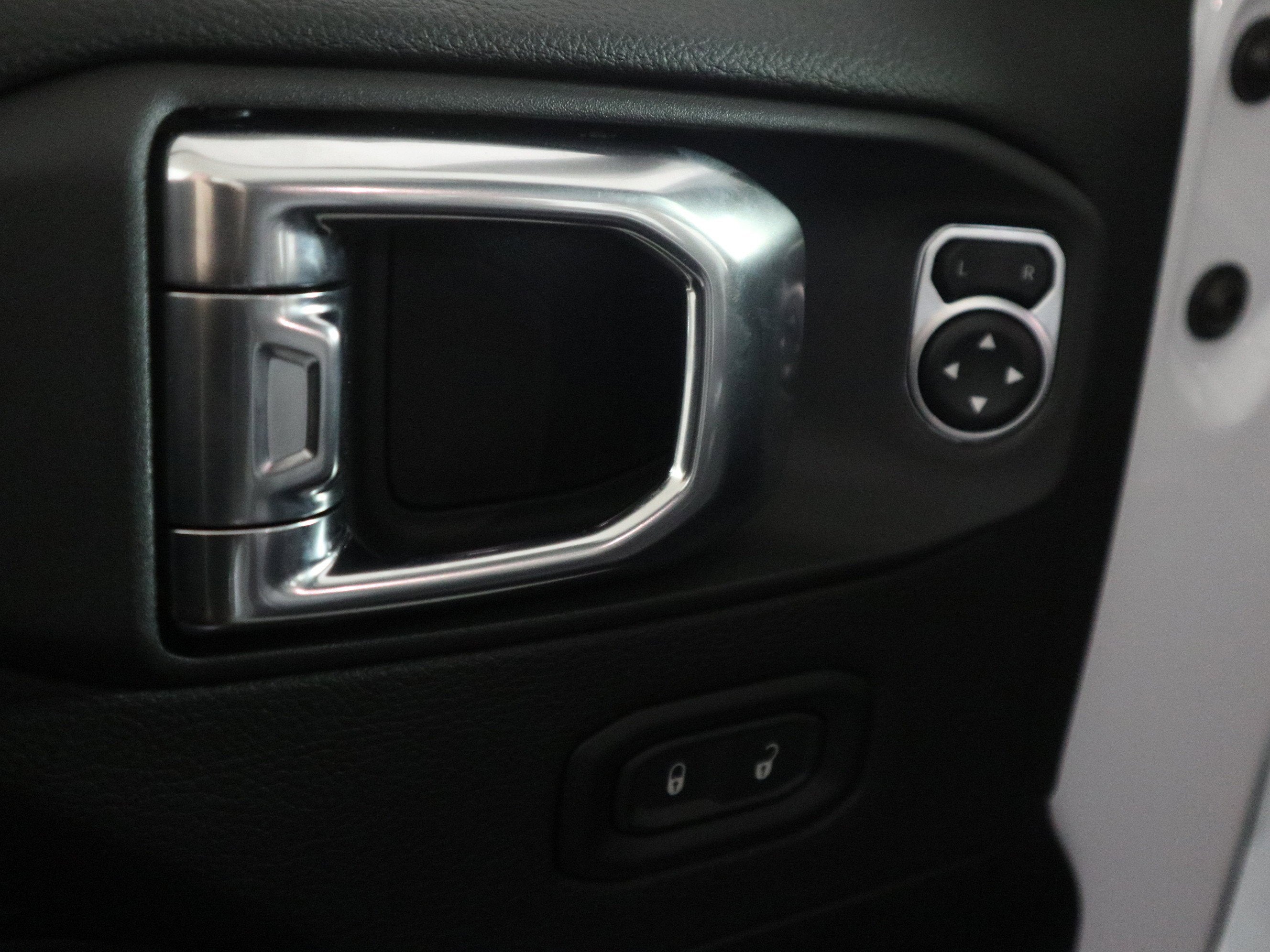 2026 Jeep Wrangler Sahara 4x4