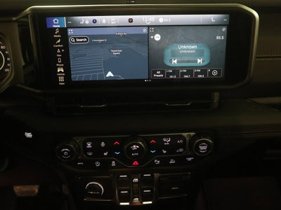 2026 Jeep Wrangler Sahara 4x4