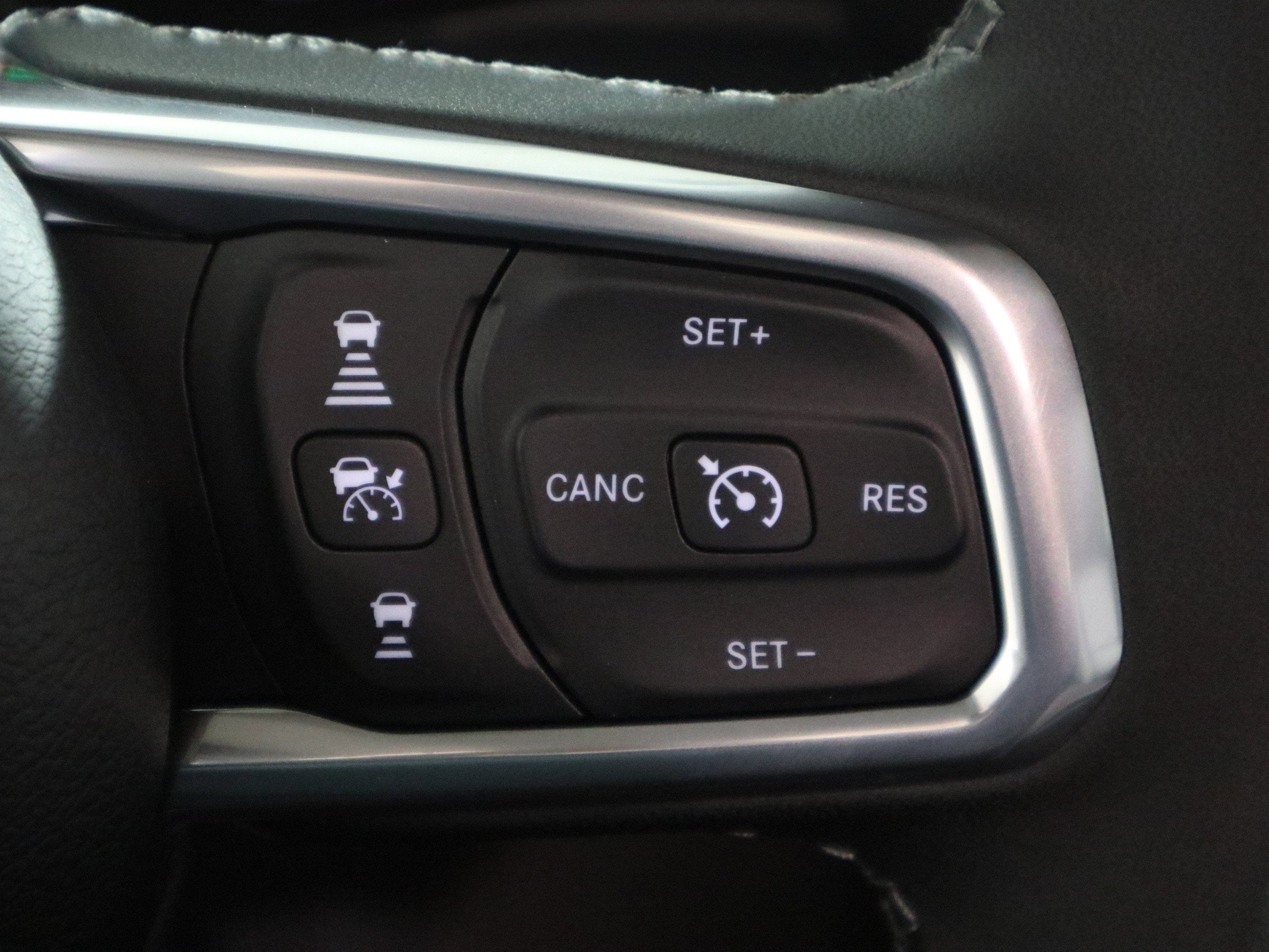 2026 Jeep Wrangler Sahara 4x4