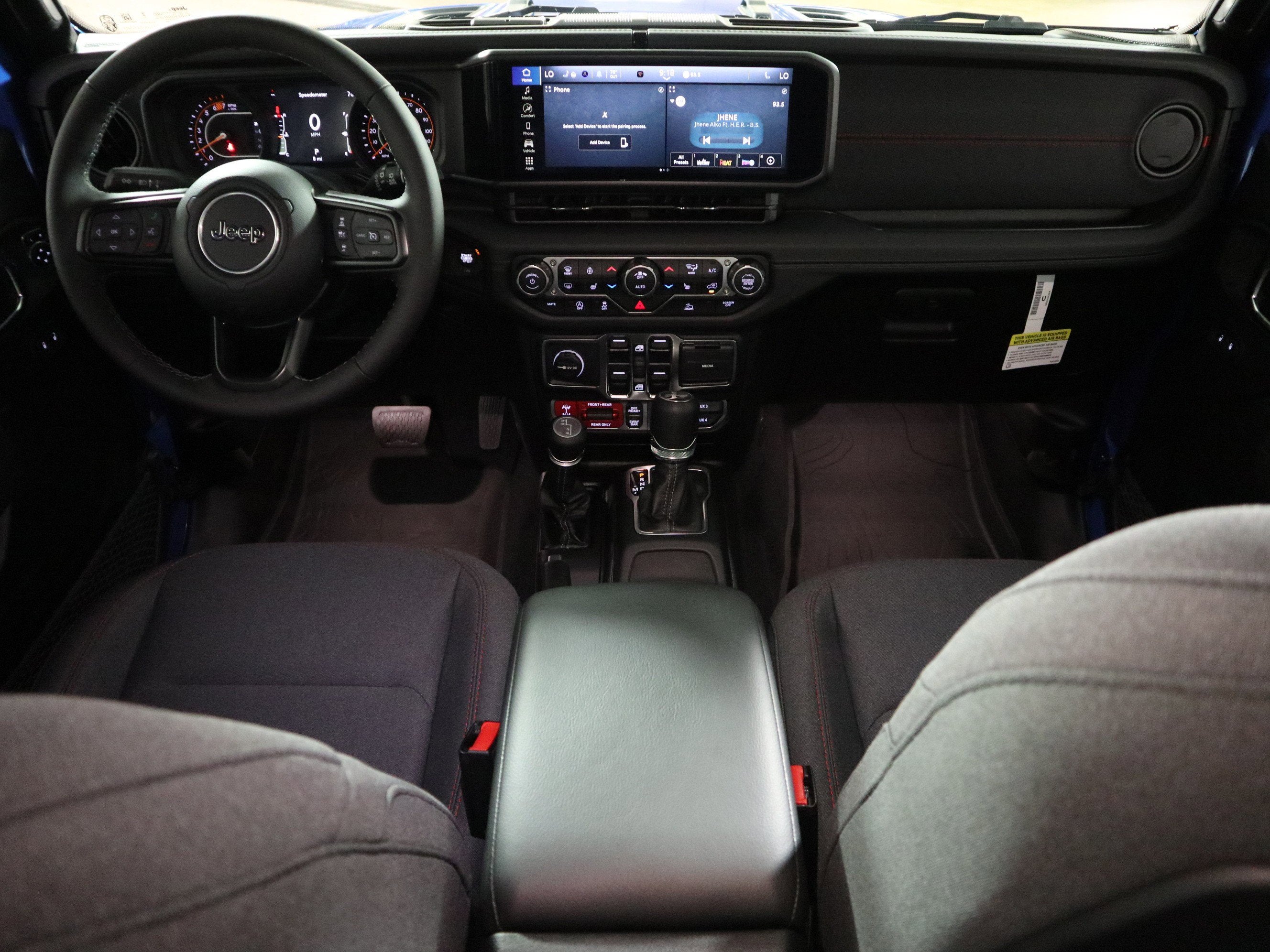 2025 Jeep Wrangler Rubicon 4x4