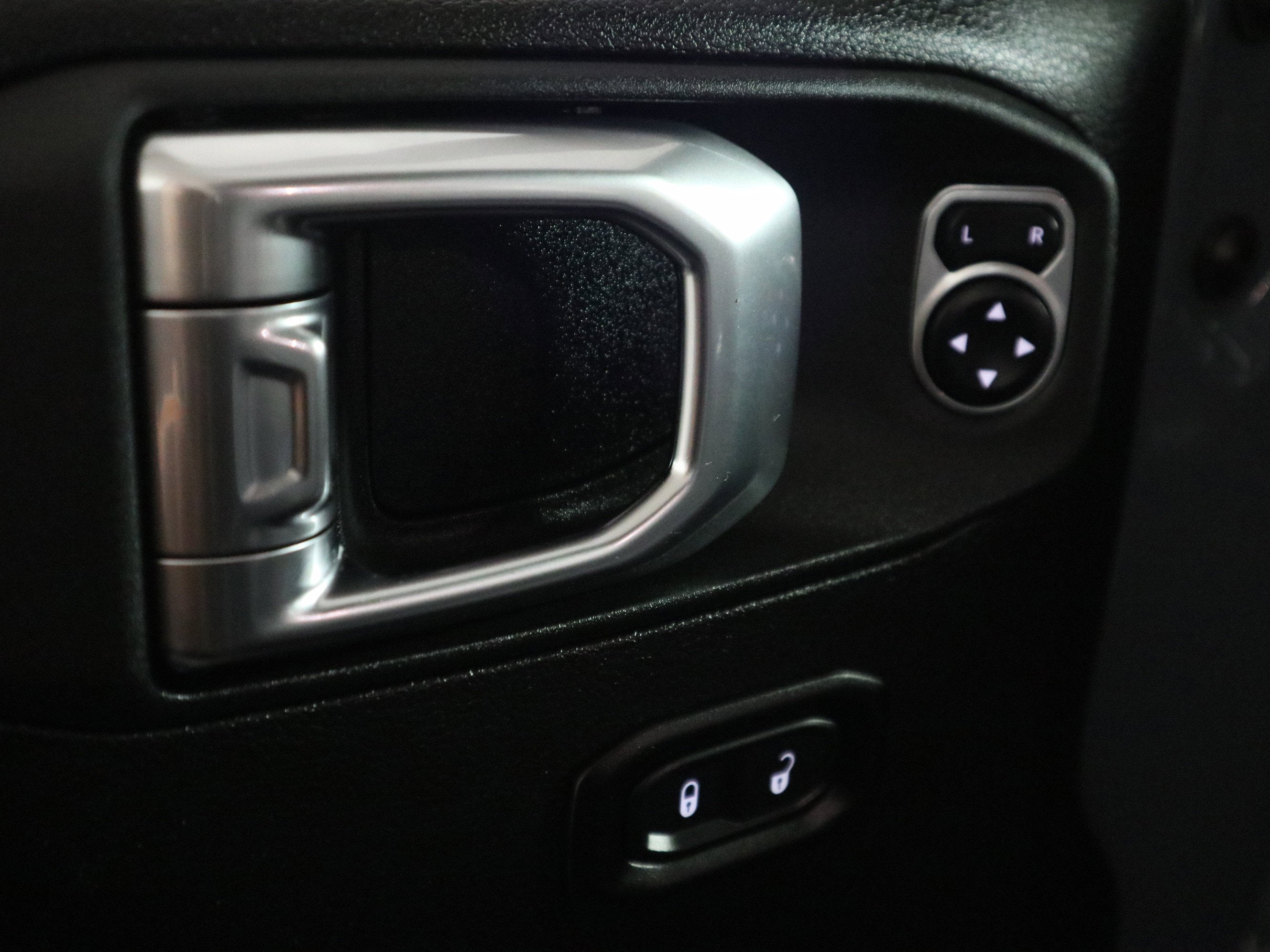 2025 Jeep Wrangler Rubicon 4x4