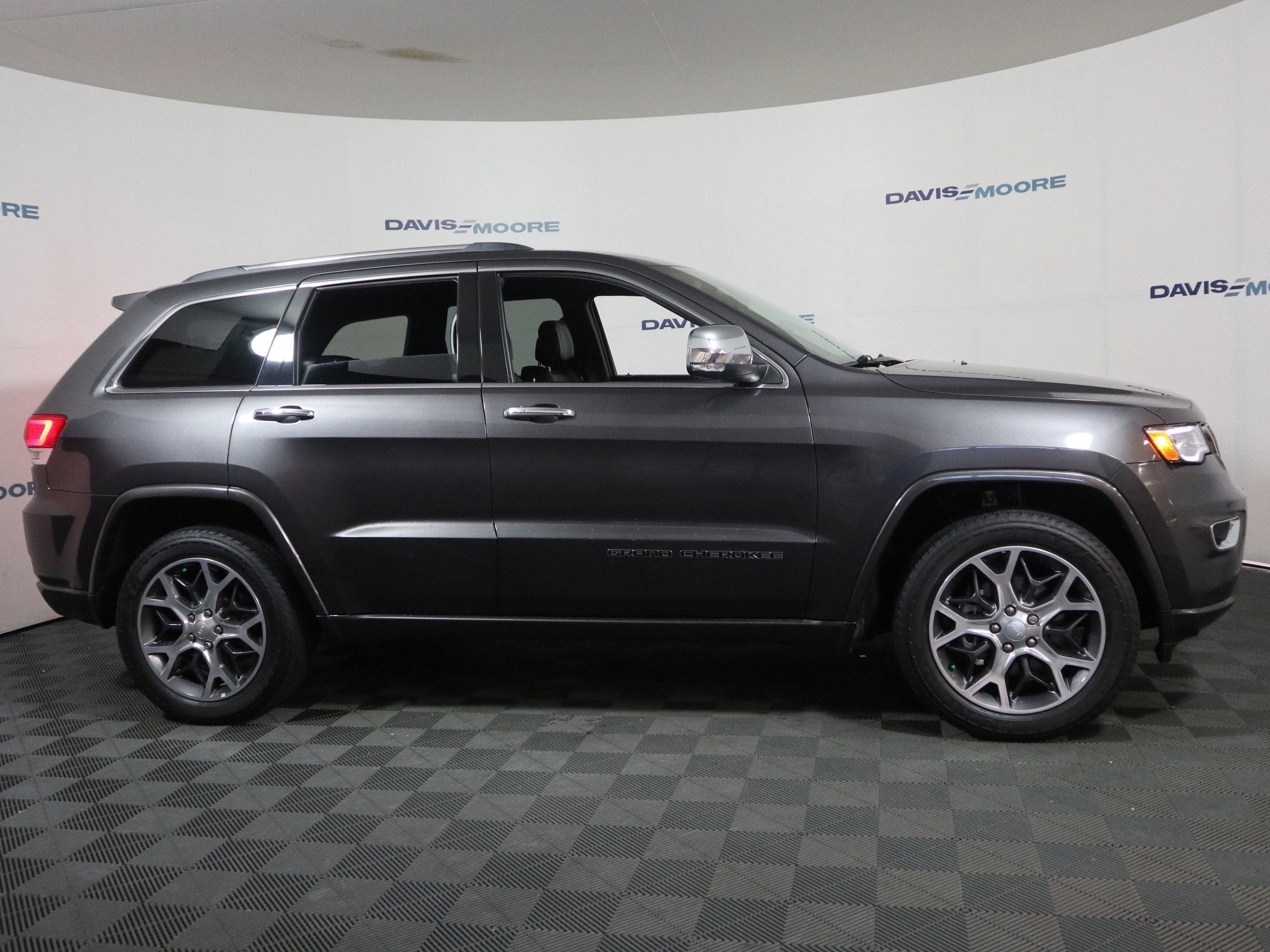 2019 Jeep Grand Cherokee Overland 4x4