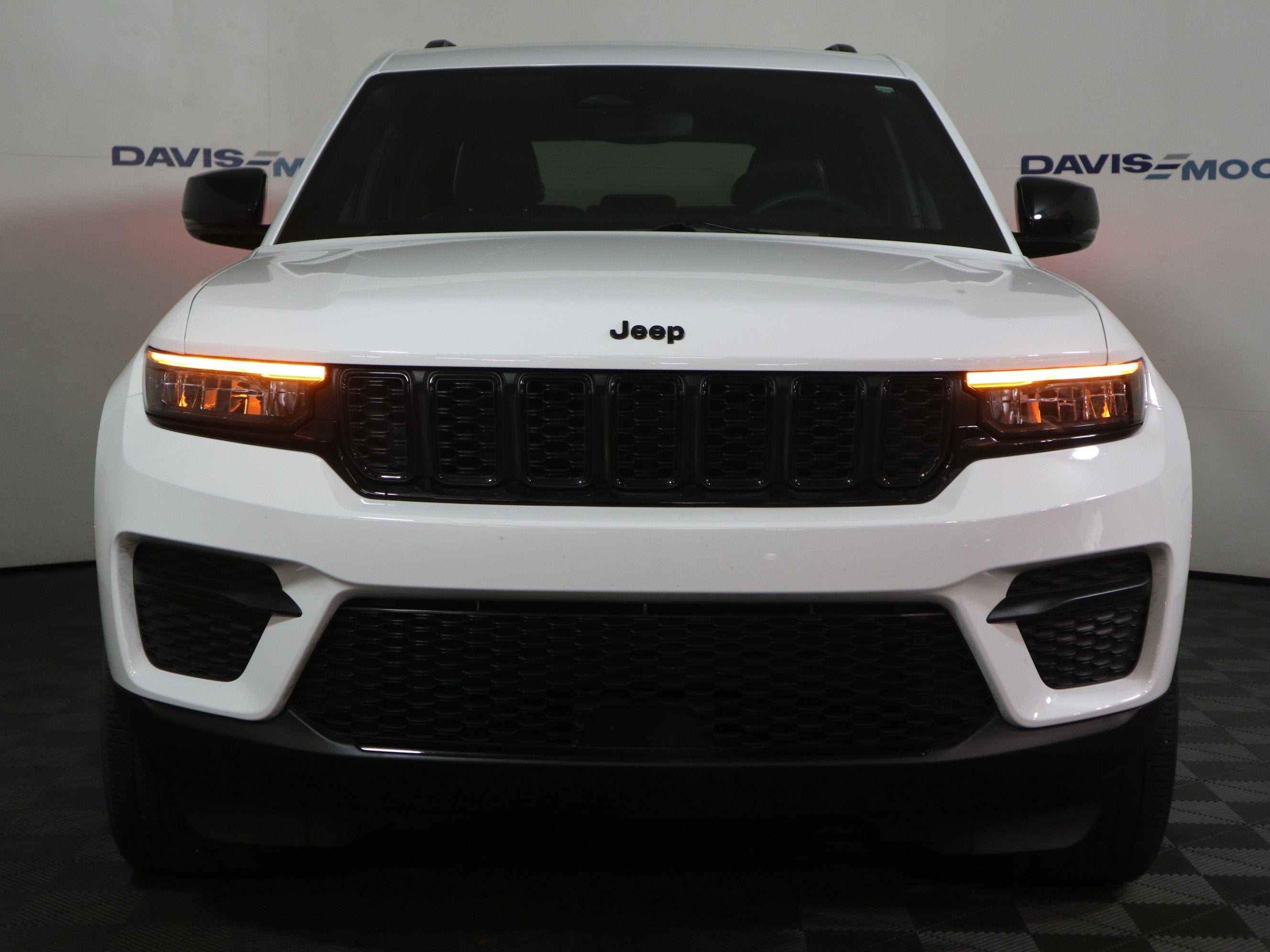 2023 Jeep Grand Cherokee Altitude 4x4