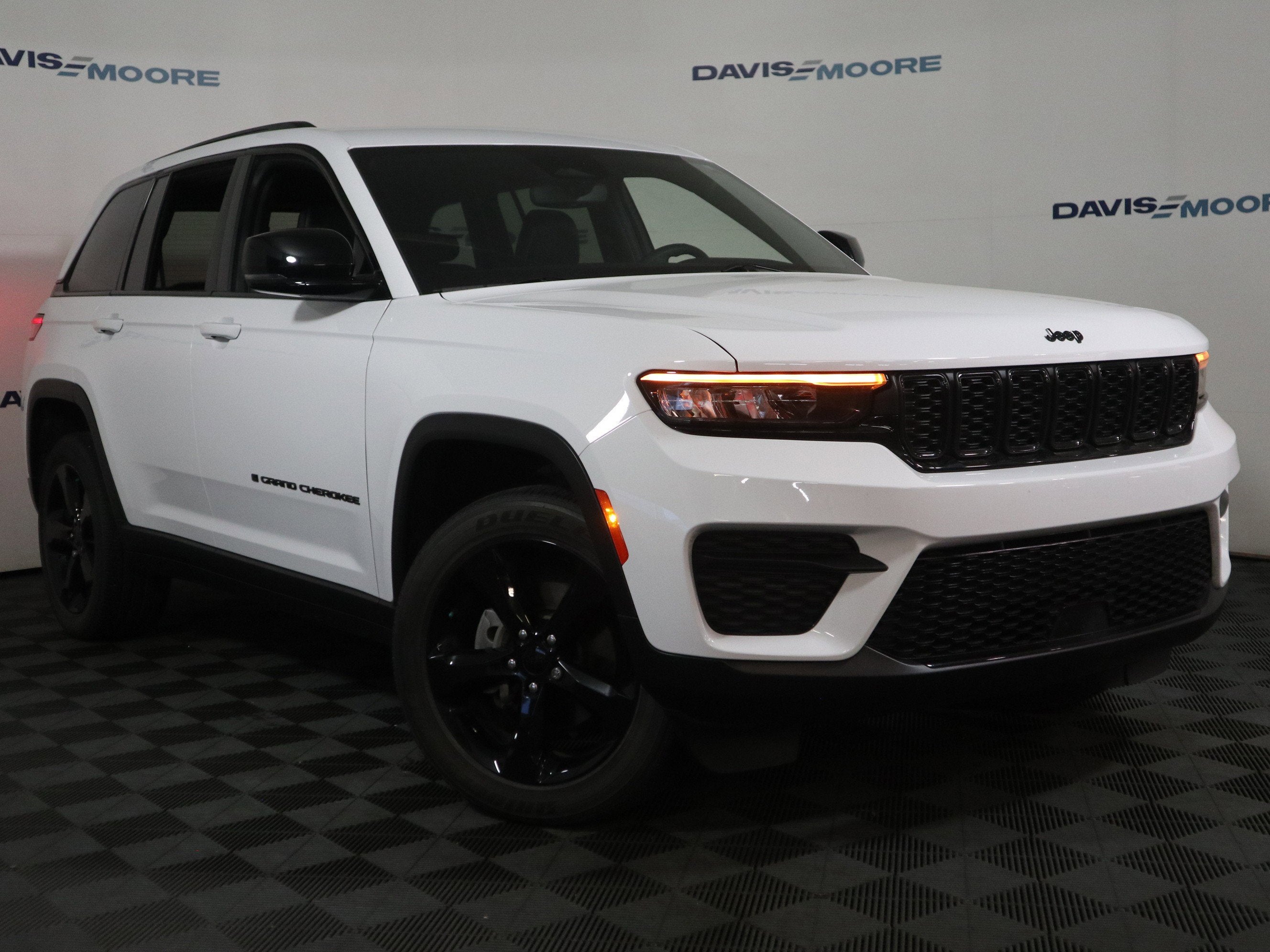 2023 Jeep Grand Cherokee Altitude 4x4