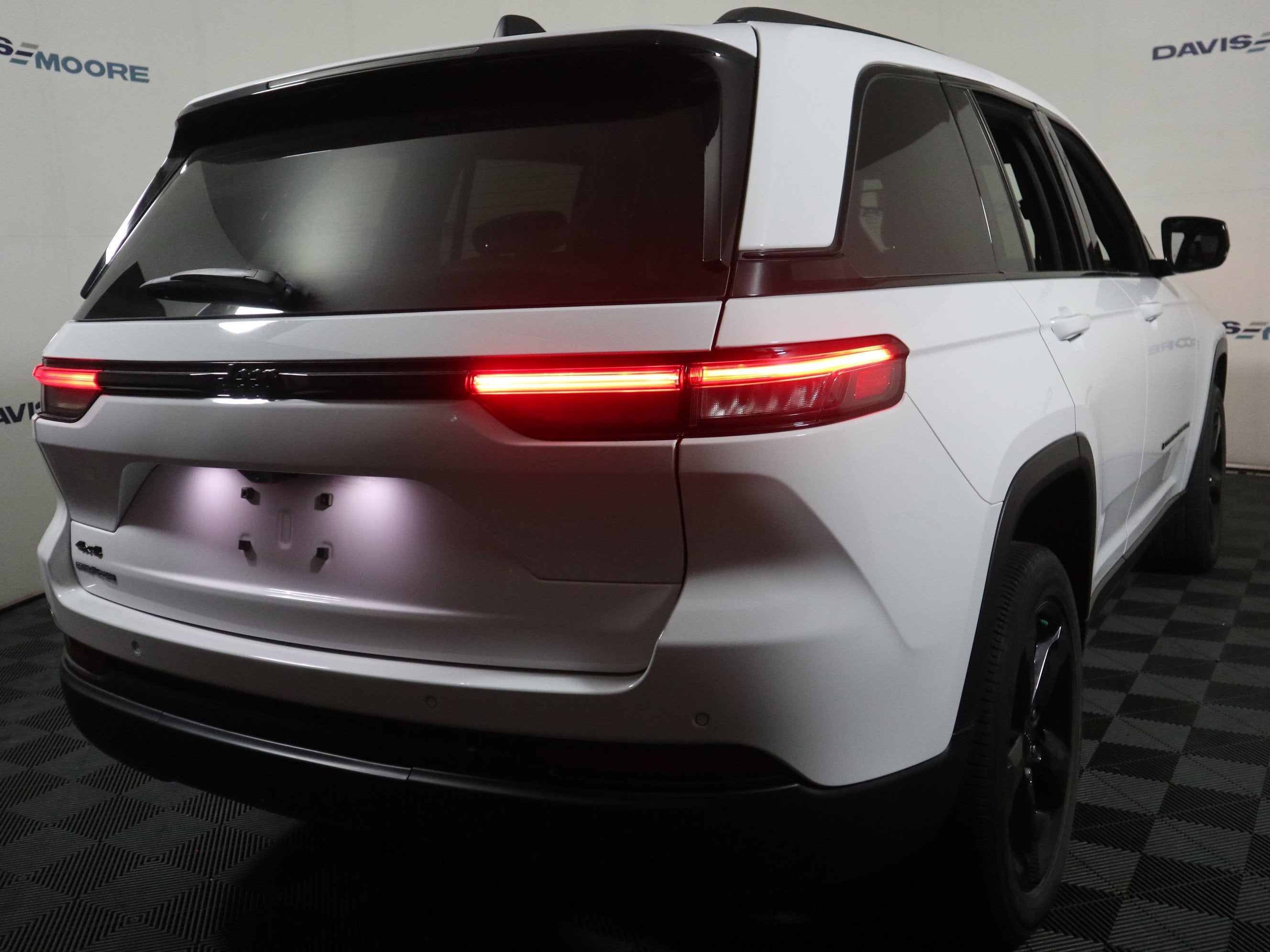 2023 Jeep Grand Cherokee Altitude 4x4