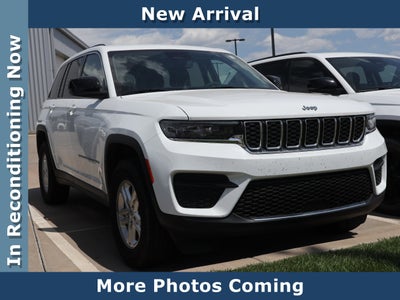 2023 Jeep Grand Cherokee Laredo 4x4