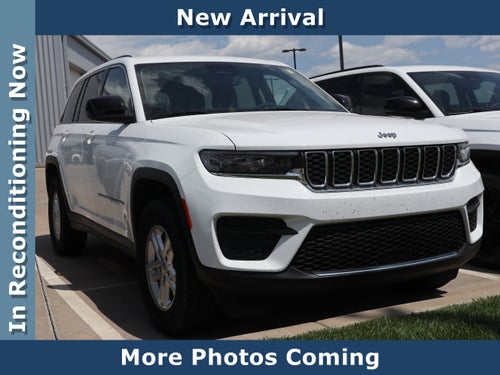 2023 Jeep Grand Cherokee Laredo 4x4