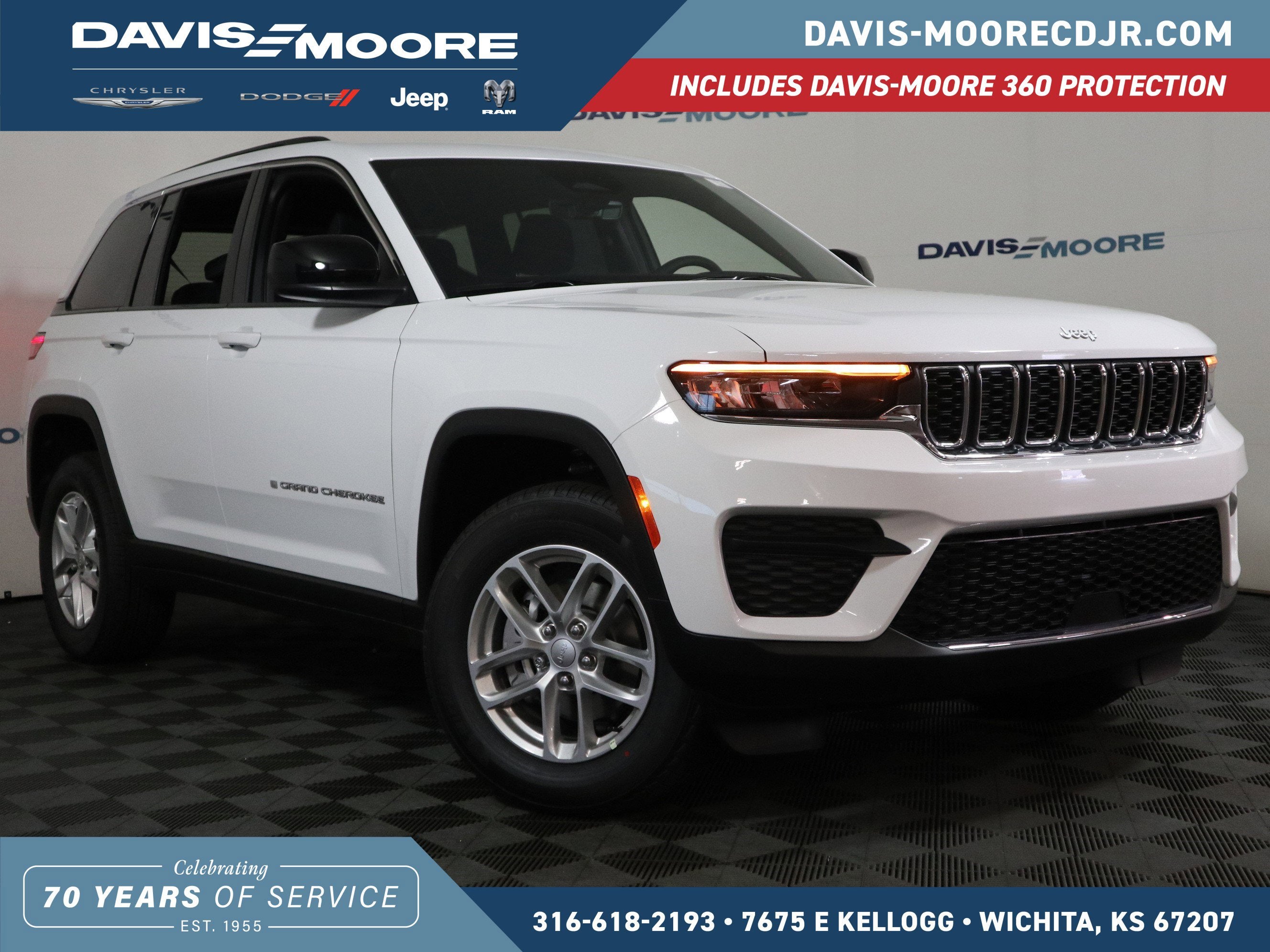 2026 Jeep Grand Cherokee Laredo 4x4