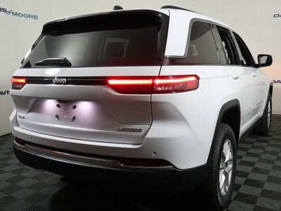 2026 Jeep Grand Cherokee Laredo 4x4