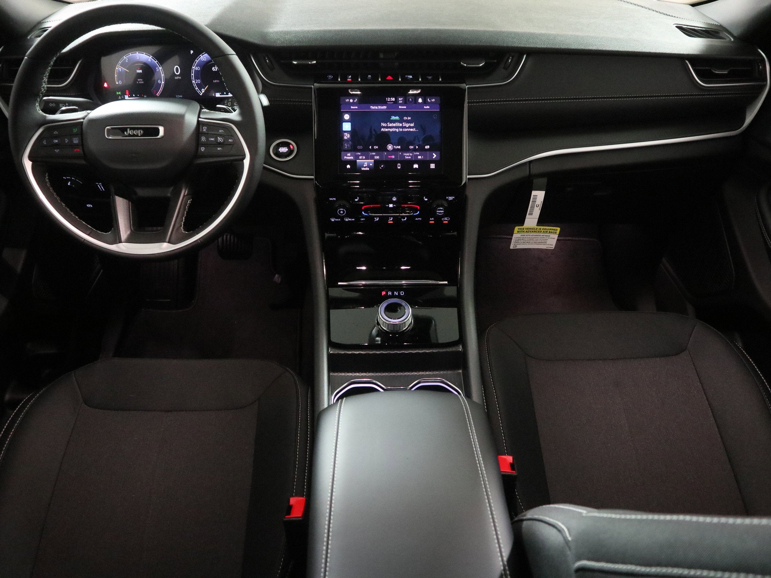 2026 Jeep Grand Cherokee Laredo X 4x4