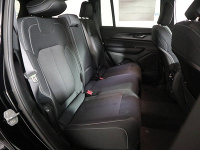 2026 Jeep Grand Cherokee Laredo X 4x4