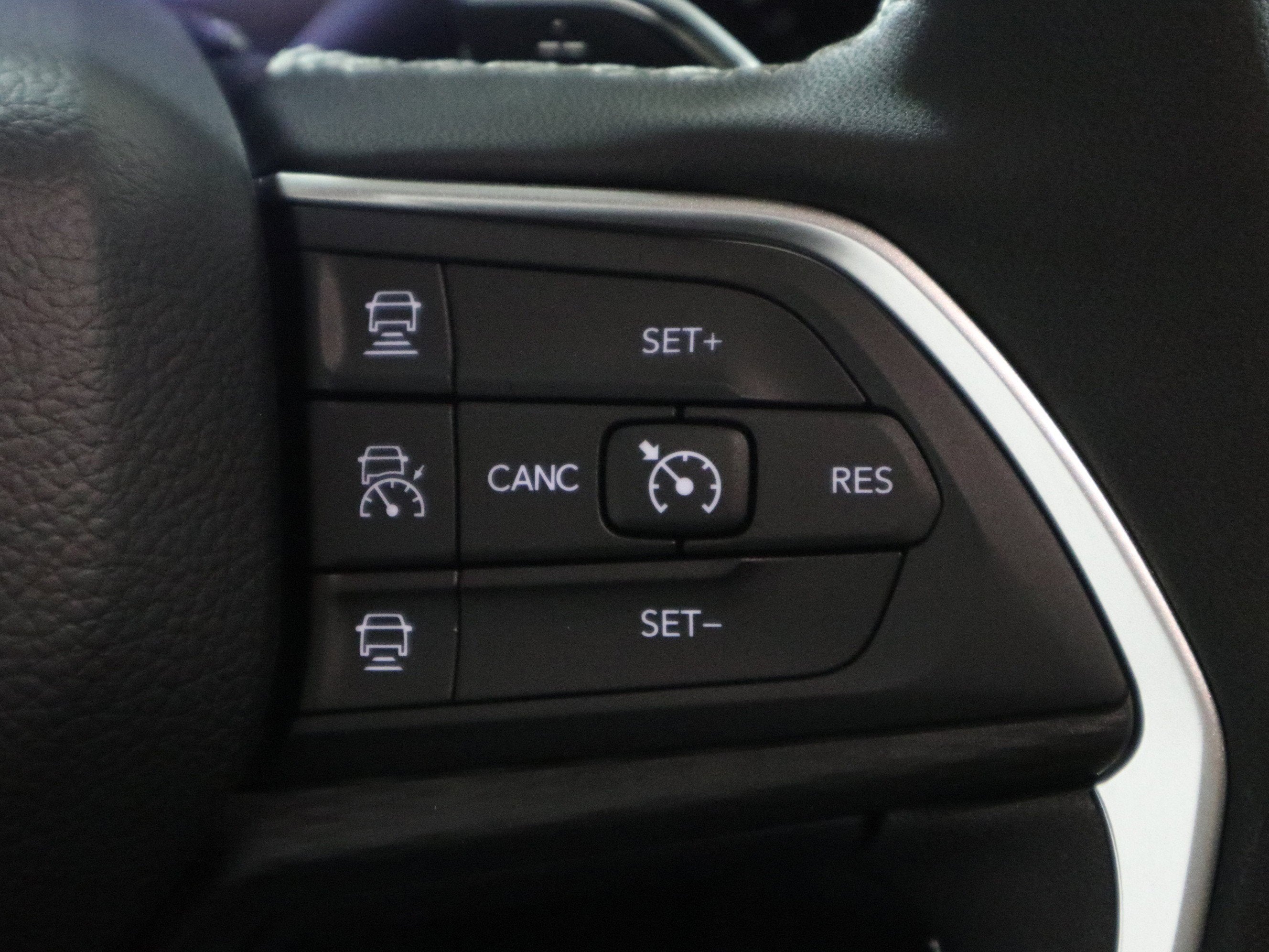 2026 Jeep Grand Cherokee Laredo X 4x4